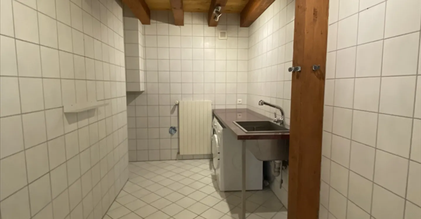 In affitto, grande appartamento - Foto 11 di 12