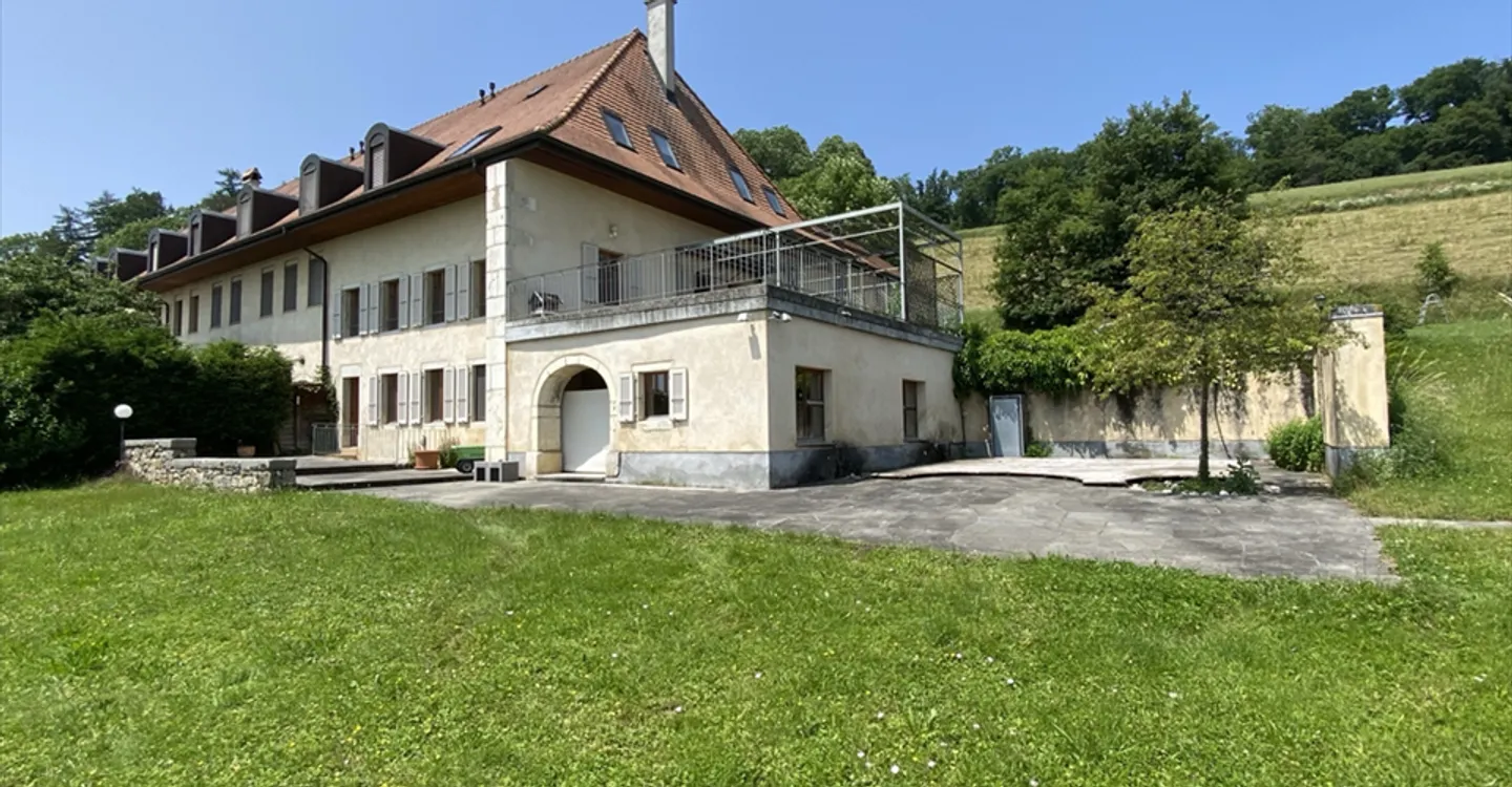 In affitto, grande appartamento - Foto 1 di 12