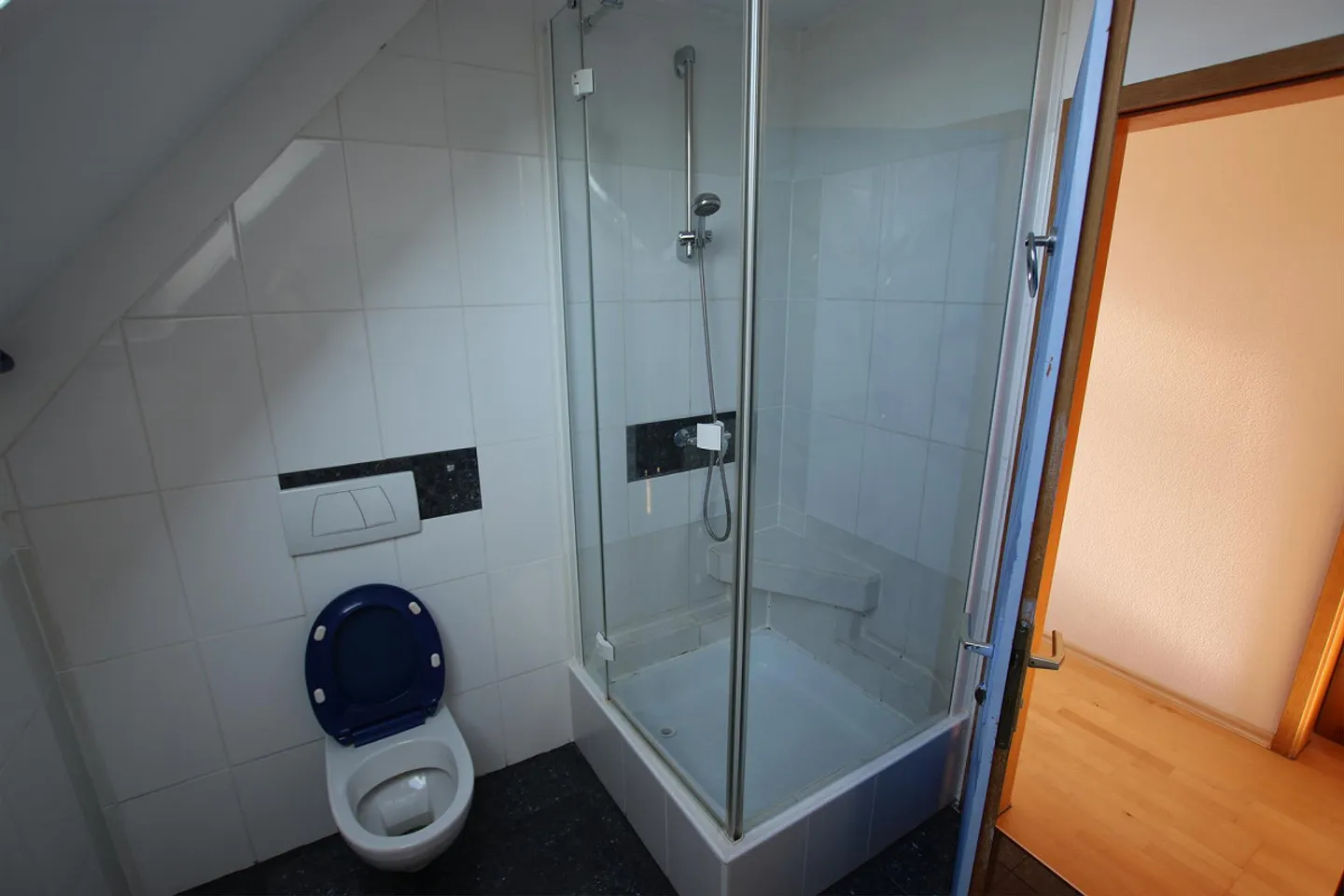 Bezauberndes 6.5 Zimmer Haus im Grünen - Foto 15 von 23