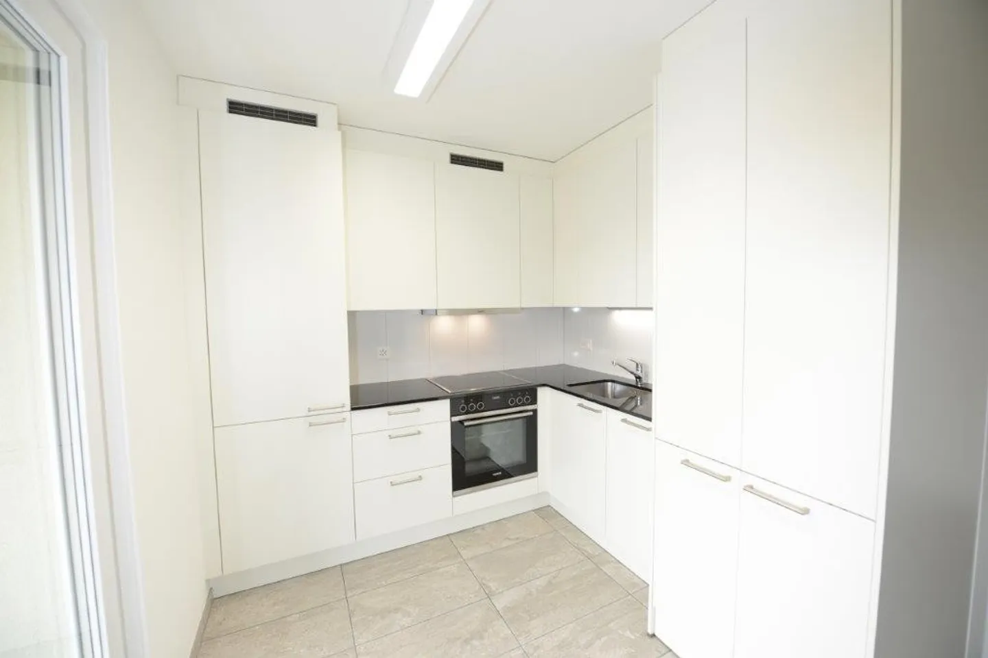 Appartement lumineux et attrayant avec belle vue ! - Photo 3 sur 9