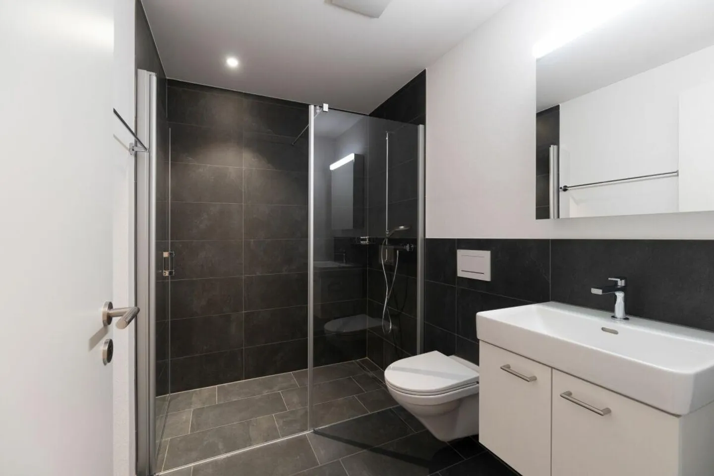 Beautiful apartment with terrace - Photo 5 of 7