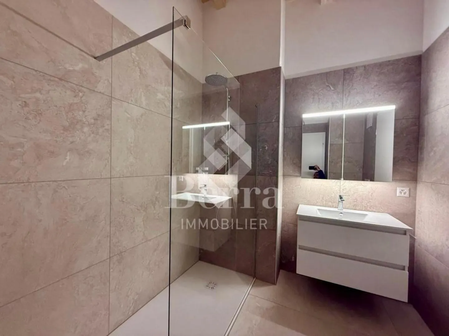 Piccola PPE nei vigneti, attico - Foto 10 di 13