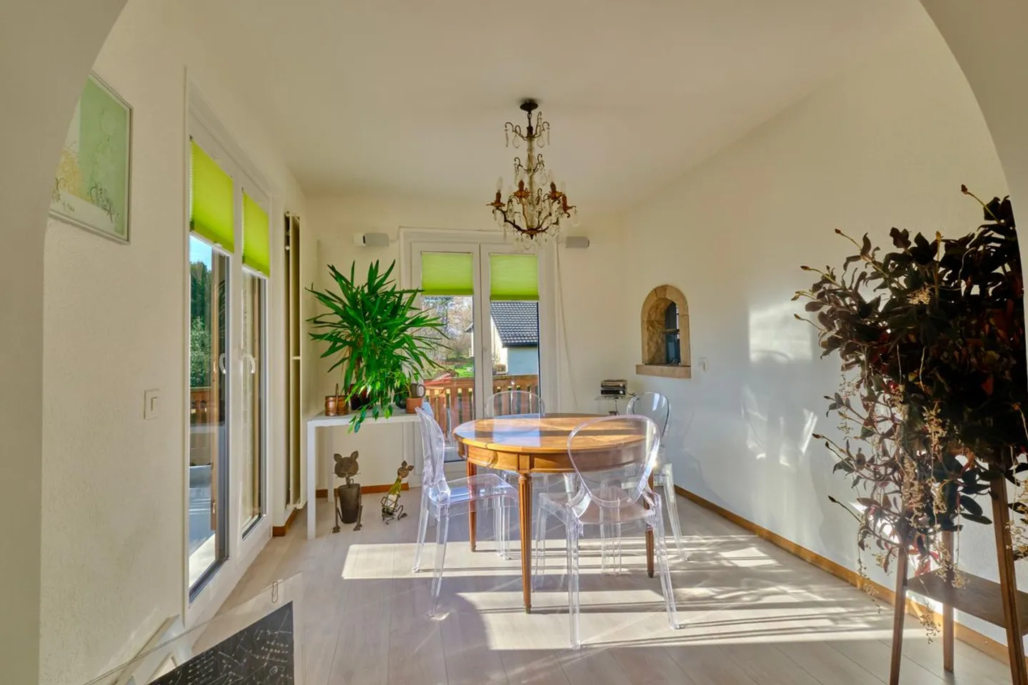 Exclusive Bright Apartment with Terrace and Garden - Photo 6 of 12