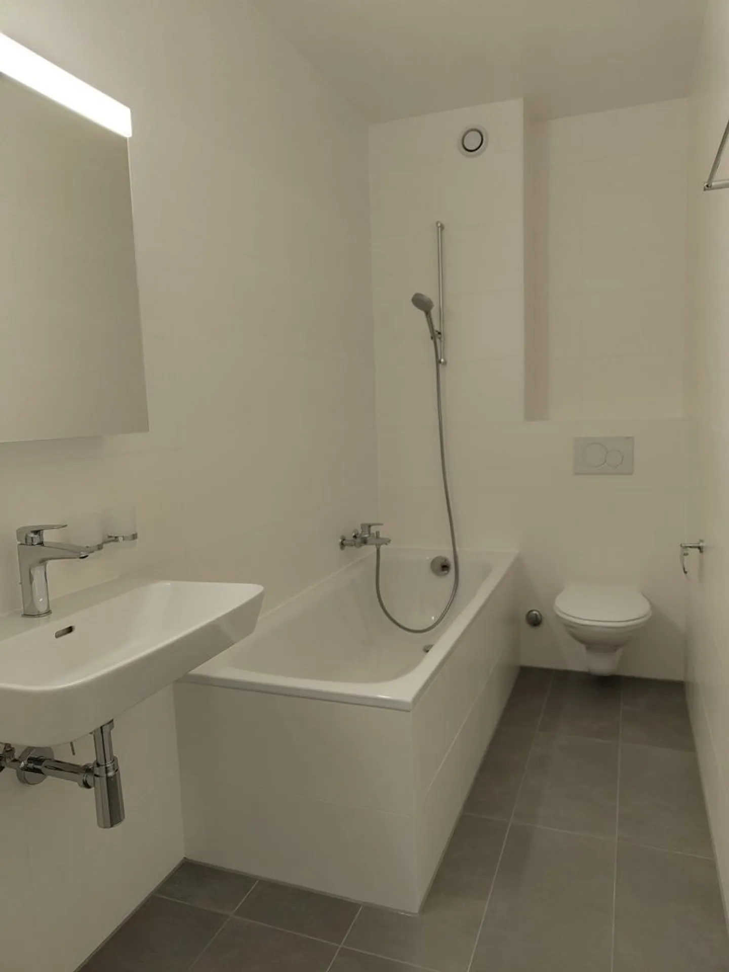 Wohnung in der Nähe des Sees verfügbar - Foto 2 von 4