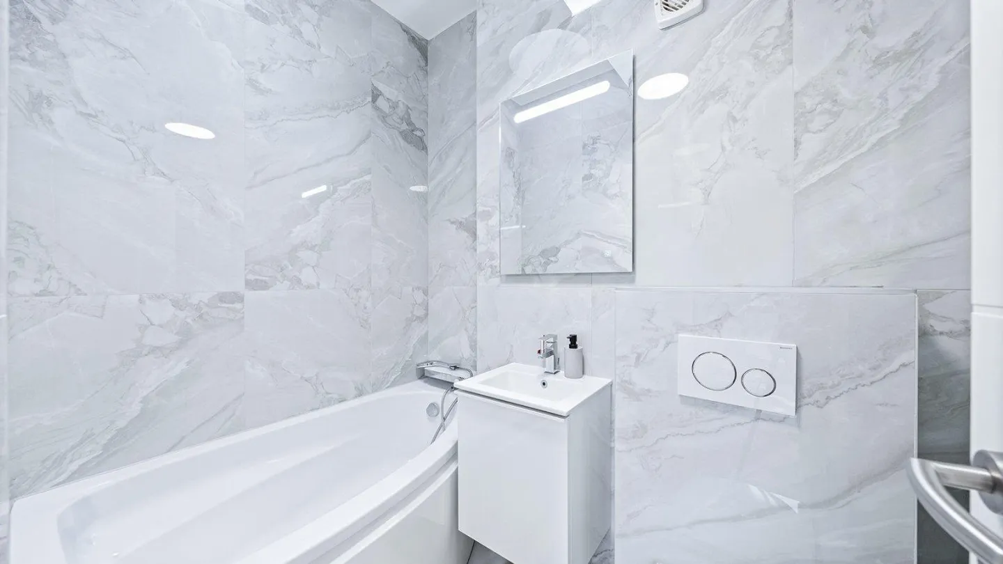 AgentSelly - Maison de ville familiale avec jardin - Photo 8 sur 13