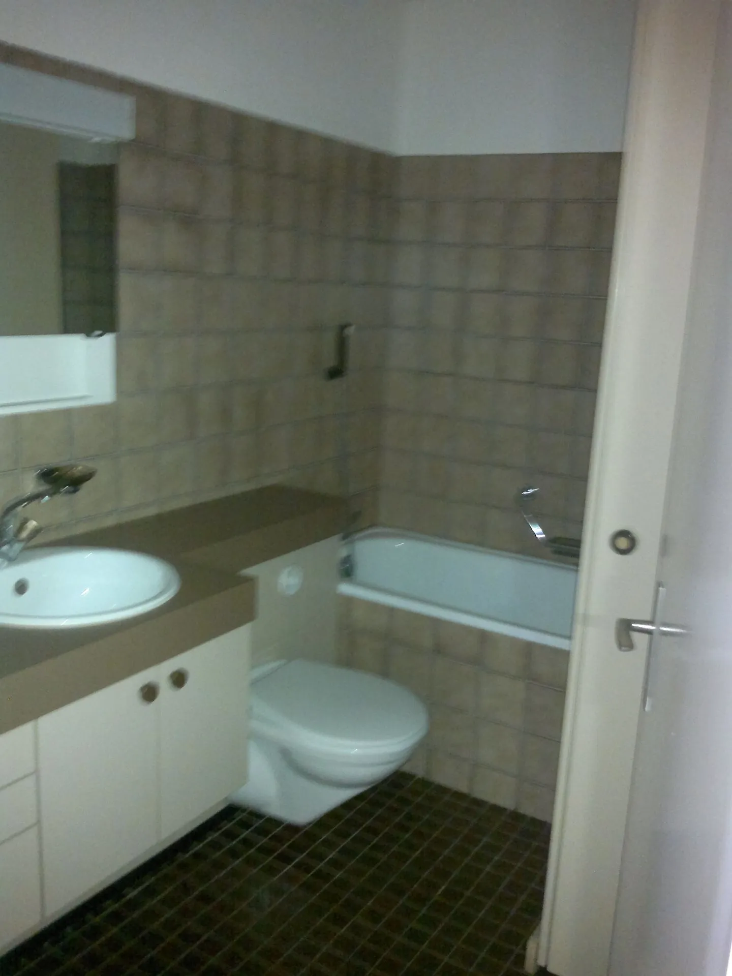 Grosszügige Arztpraxis - Foto 2 von 10