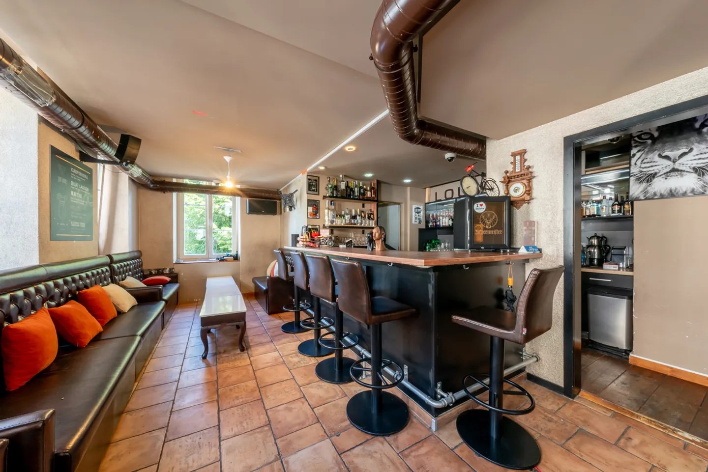 Suchen Sie den idealen Standort für Ihre neue Bar? - Foto 1 von 3