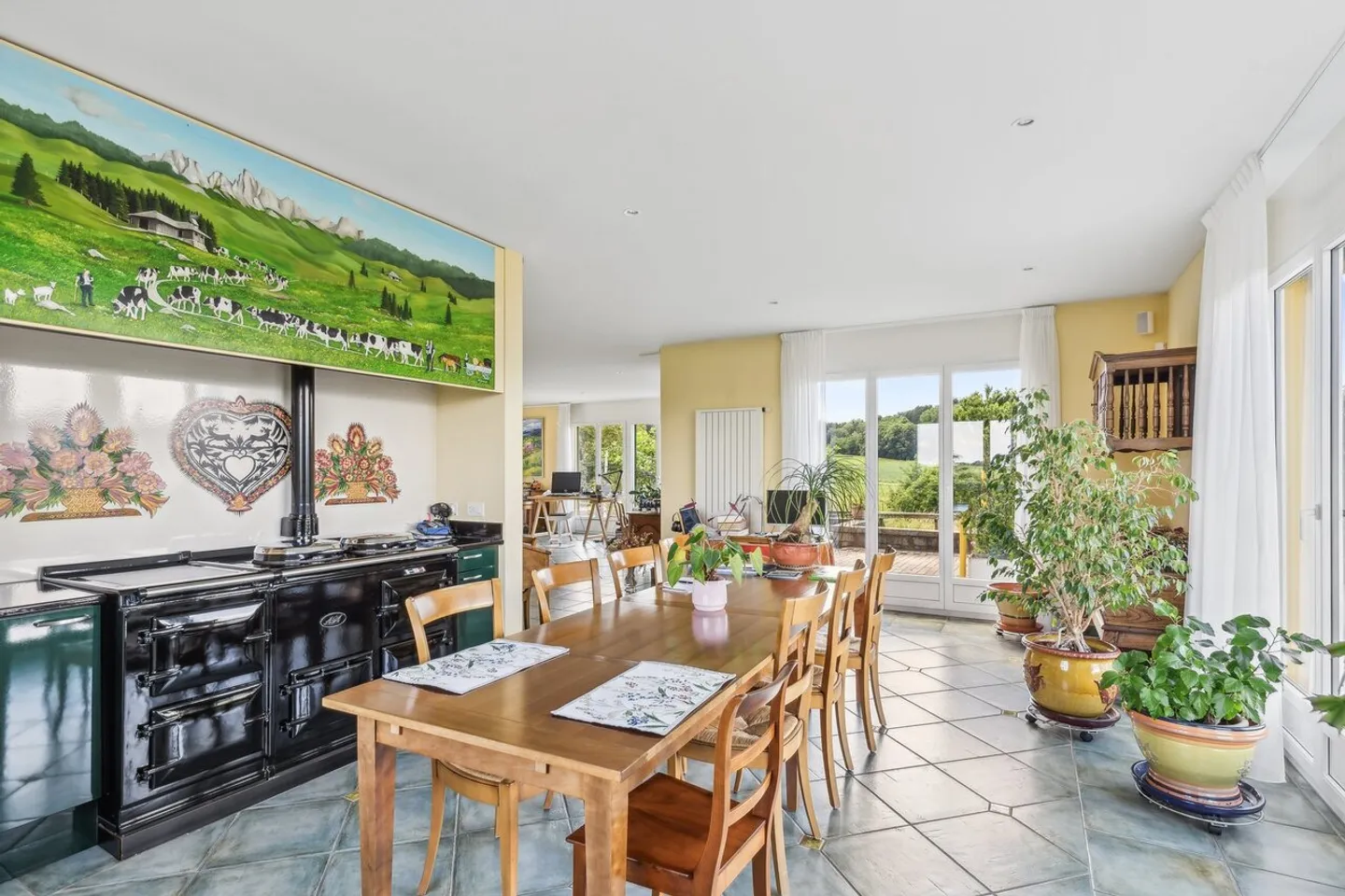 Außergewöhnliche 6,5-Zimmer-Villa mit unabhängigem Studio und Grundstück ... - Foto 4 von 10