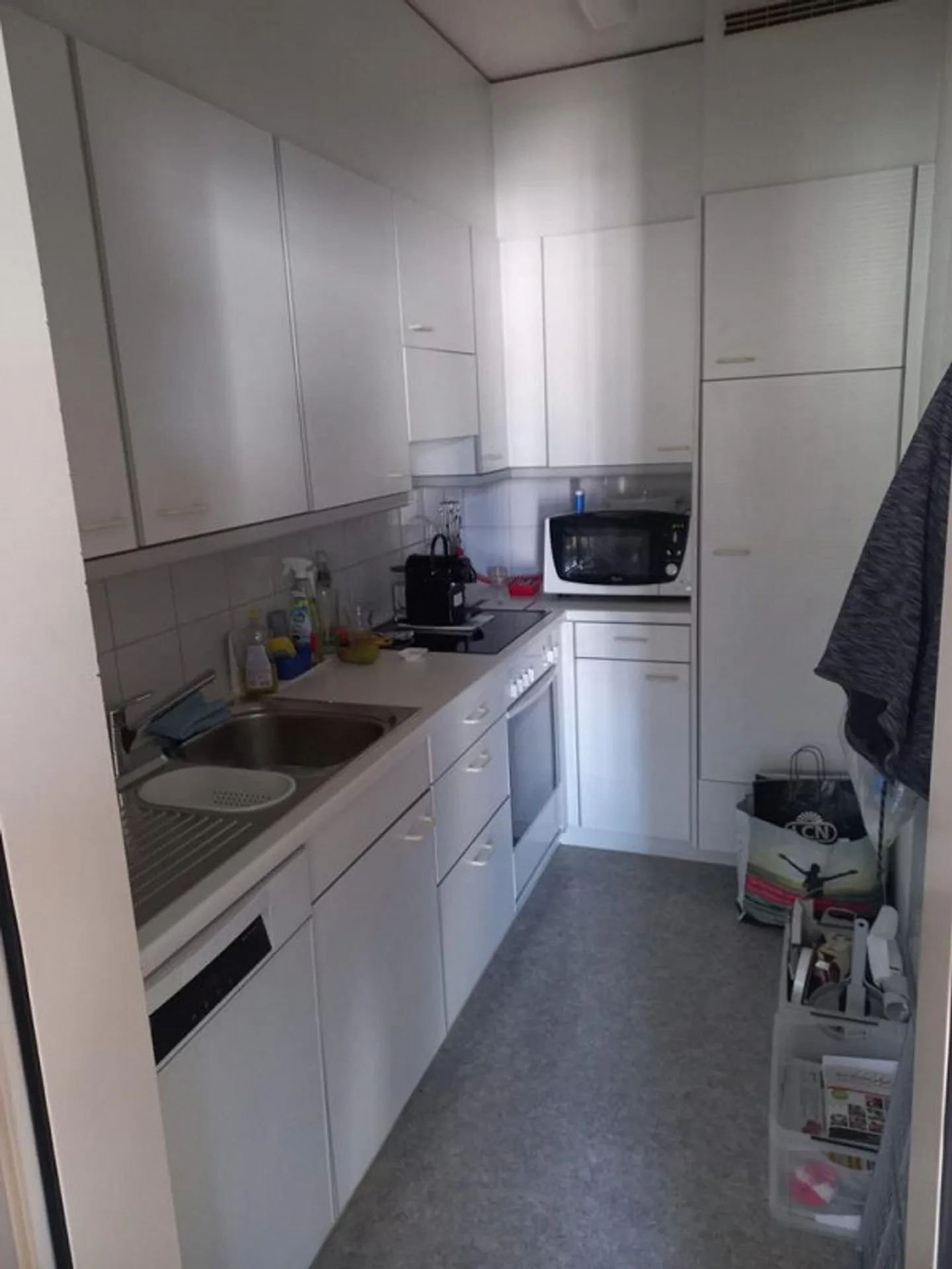 Appartement confortable de 2,5 pièces près de la vieille ville - Photo 2 sur 6