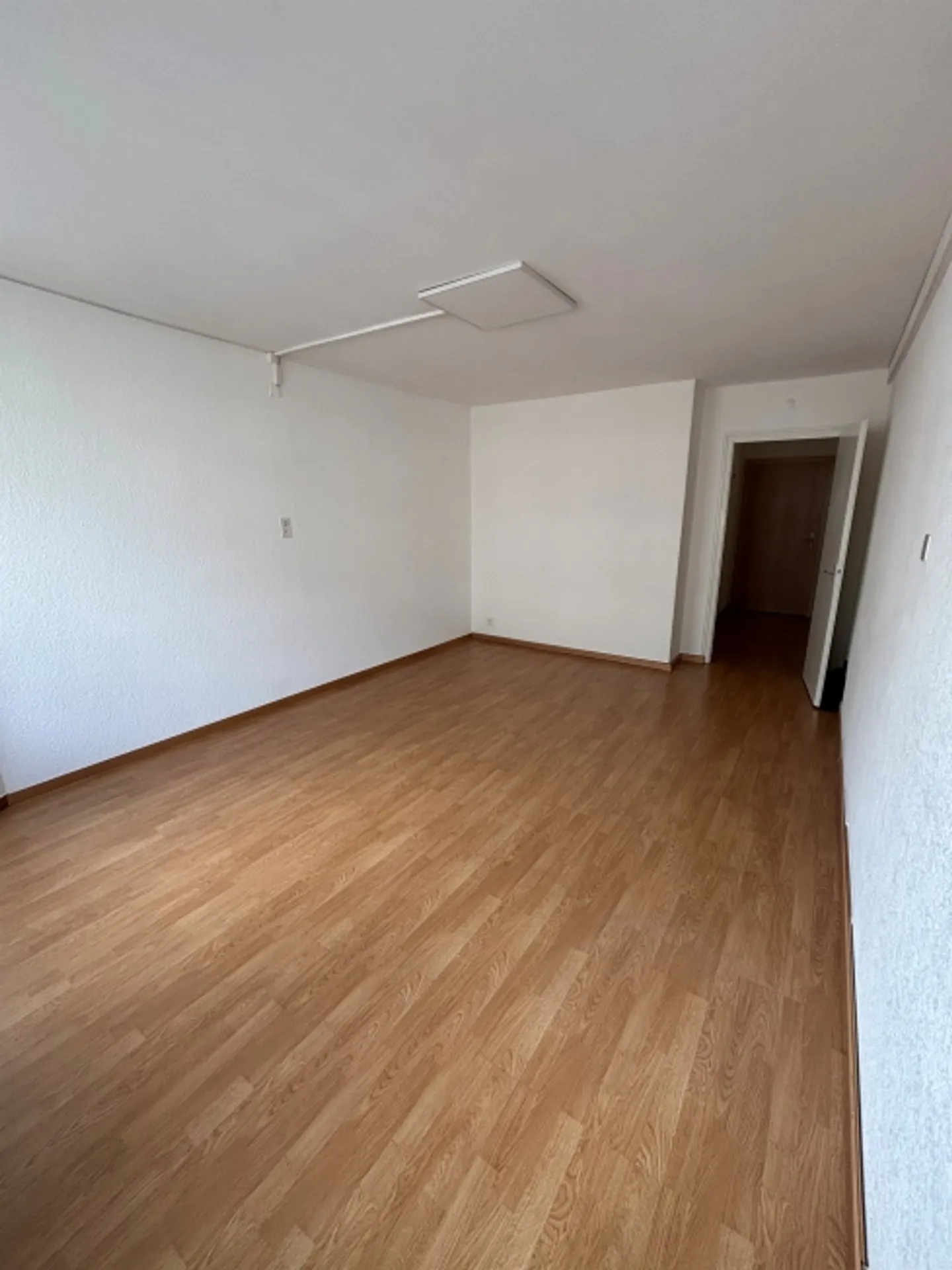 Superb office for your business! - Photo 5 of 7