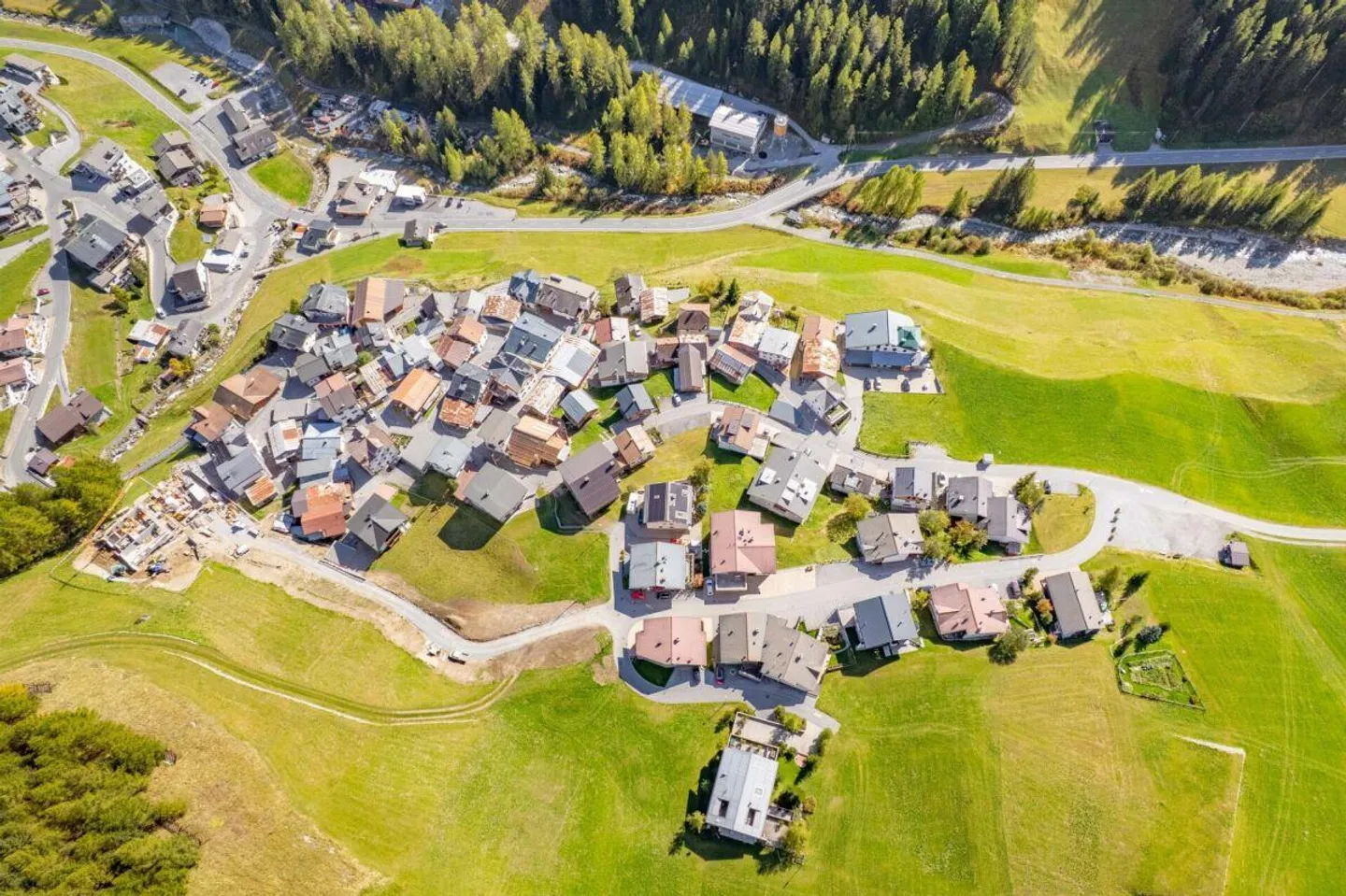 Terreno edificabile con progetto approvato e panorama da sogno - Foto 6 di 7