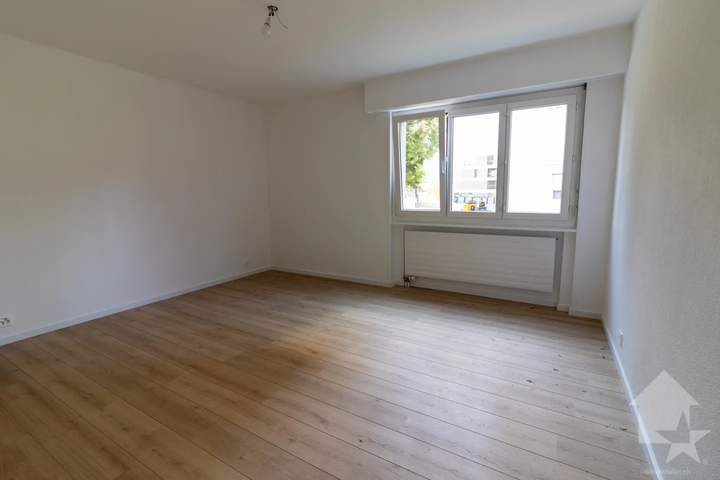 Wunderschönes 3.5-Zimmer-Apartment mit 1 Parkplatz inklusive - Foto 5 von 12
