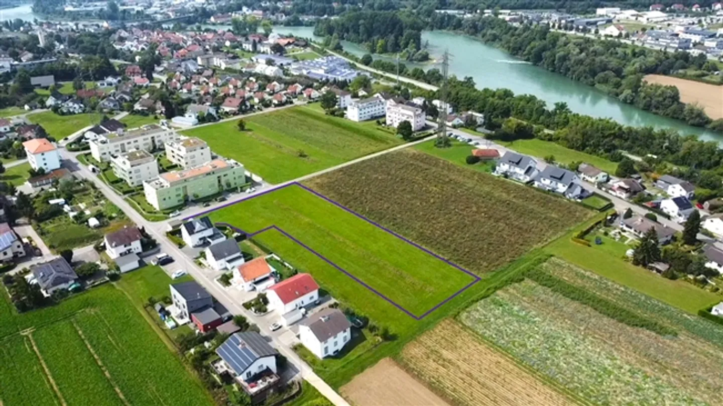 SUNNY AND QUIET LOCATION - W3 FROM 2026 - Photo 2 of 3