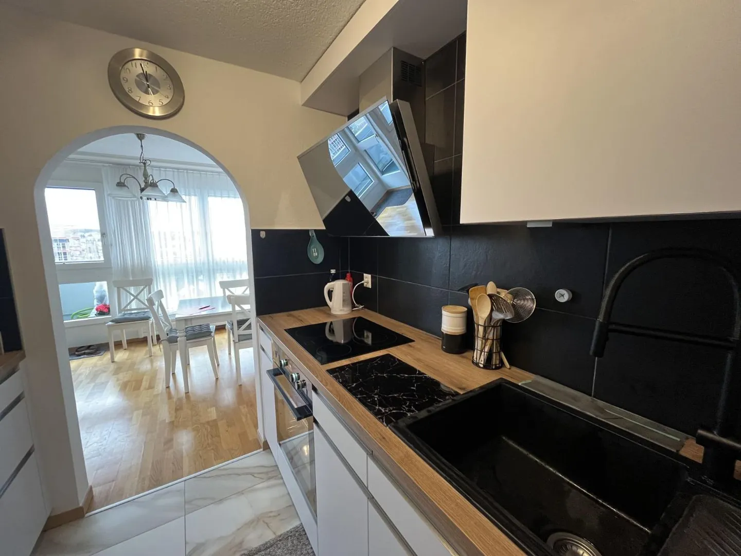 WITH A MAGNIFICENT PANORAMIC EQUIPMENT - Photo 11 of 13