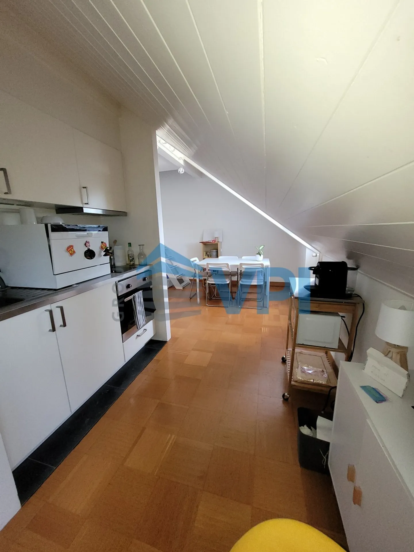 Charming 2-room apartment in the heart of Veyrier - Photo 3 of 5