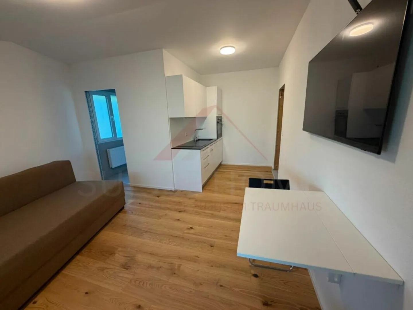 Studio moderne avec services inclus - Photo 3 sur 7