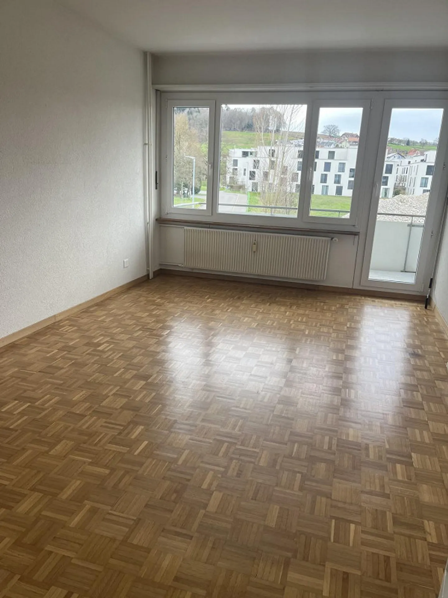 Geräumige Wohnung in ruhiger Lage - Foto 3 von 7