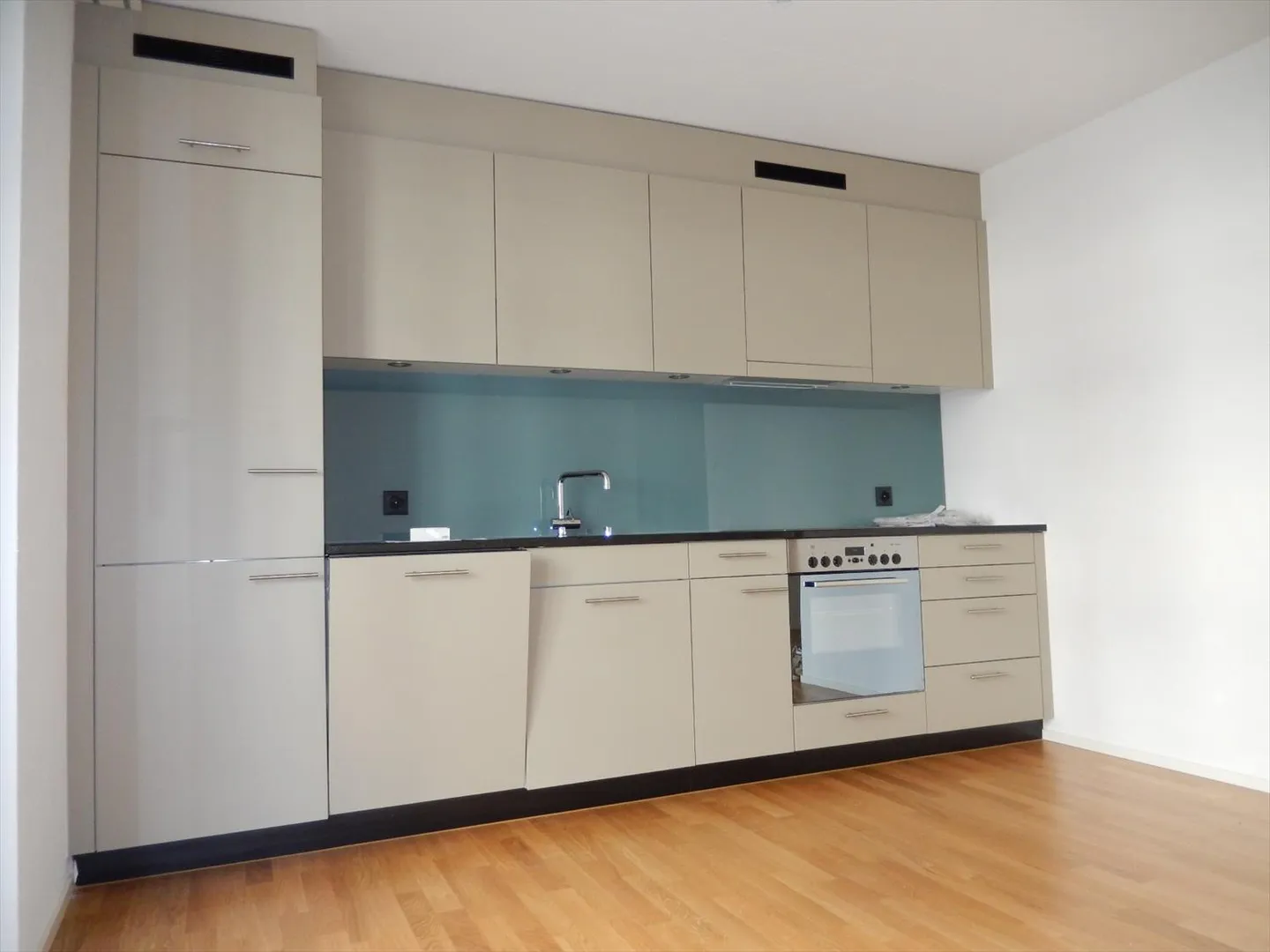 Modernes Apartment in Dübendorf - Foto 3 von 7