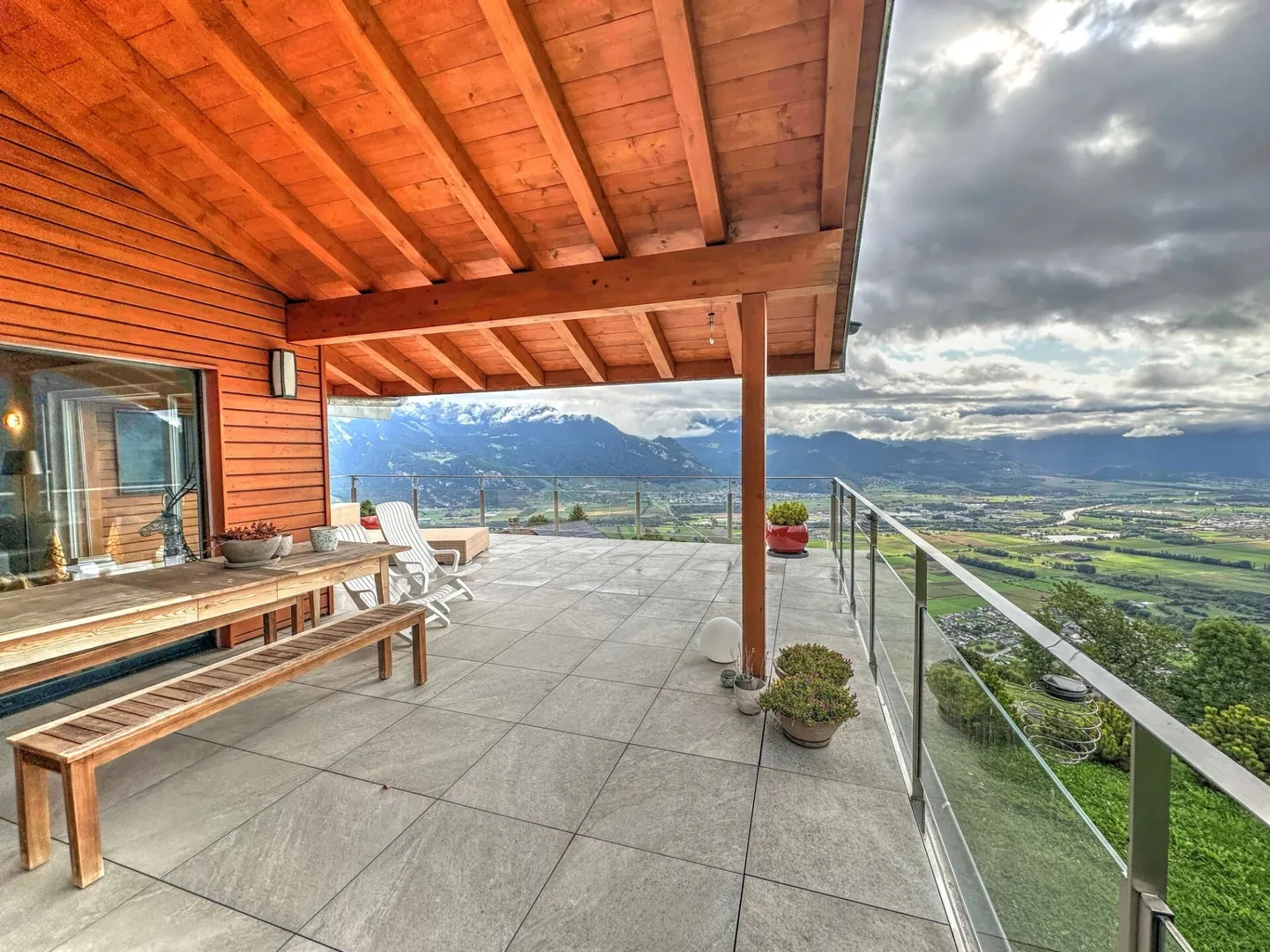 Exclusivity, a balcony over the Rhone plain - Photo 3 of 14