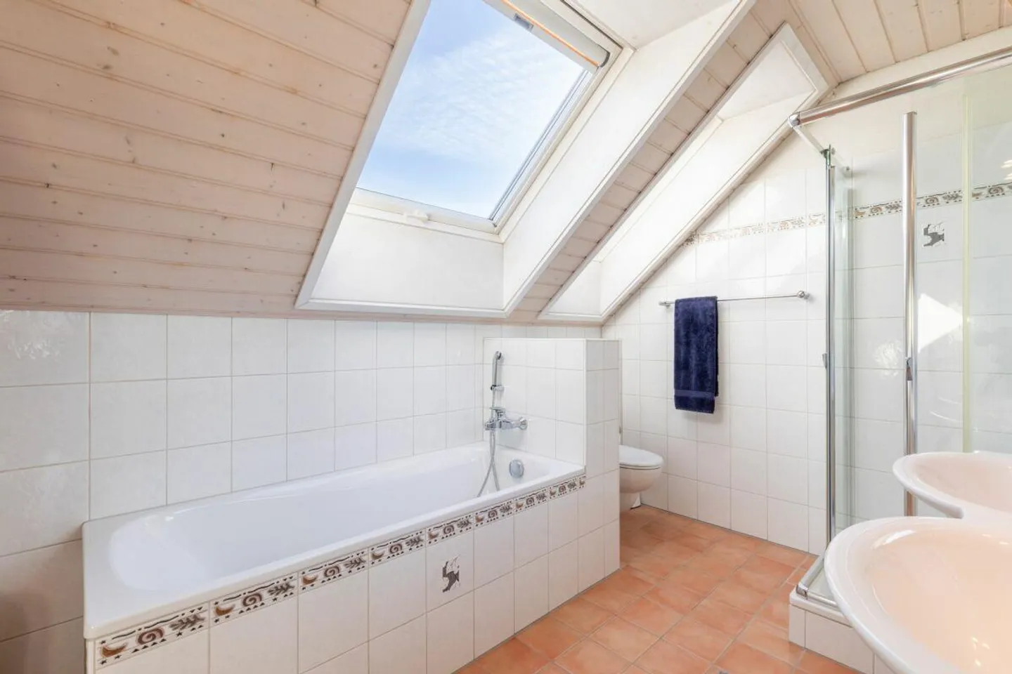 Geräumiges Einfamilienhaus - Foto 5 von 6