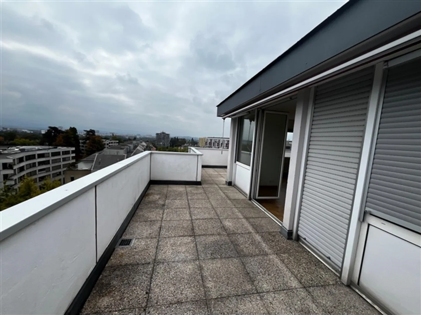 4 Rooms in the Attic with Large Terrace - Photo 4 of 9