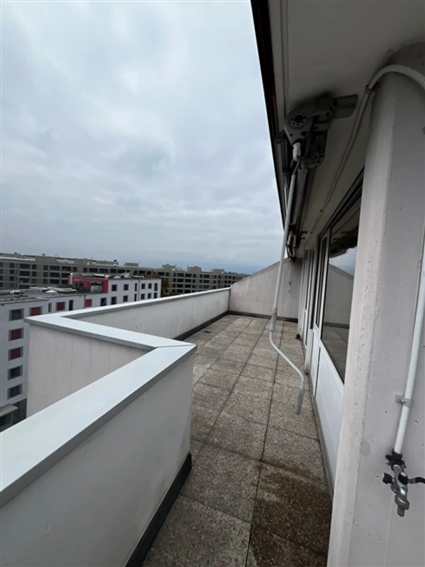 4 Rooms in the Attic with Large Terrace - Photo 5 of 9