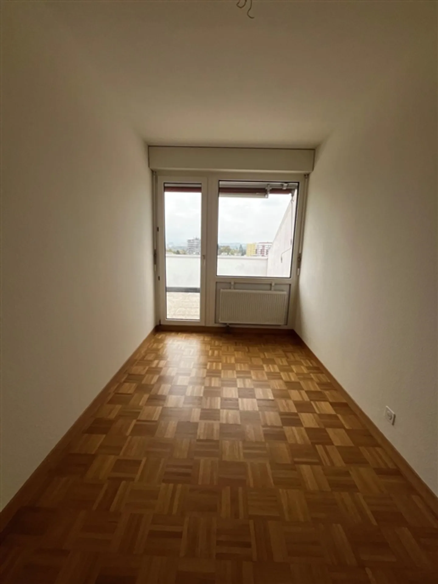 4 Rooms in the Attic with Large Terrace - Photo 7 of 9