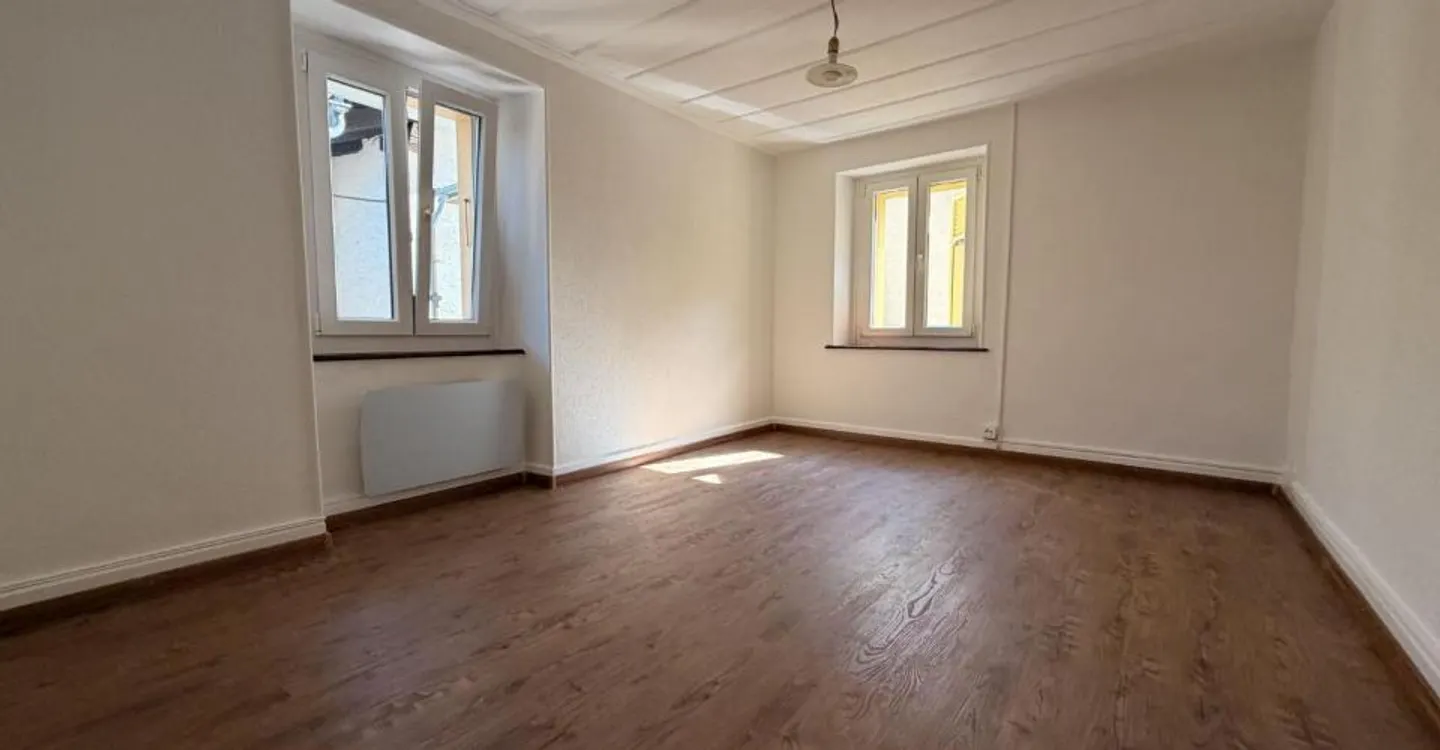 Appartement de 2,5 pièces au coeur de Fully - Foto 4 di 9