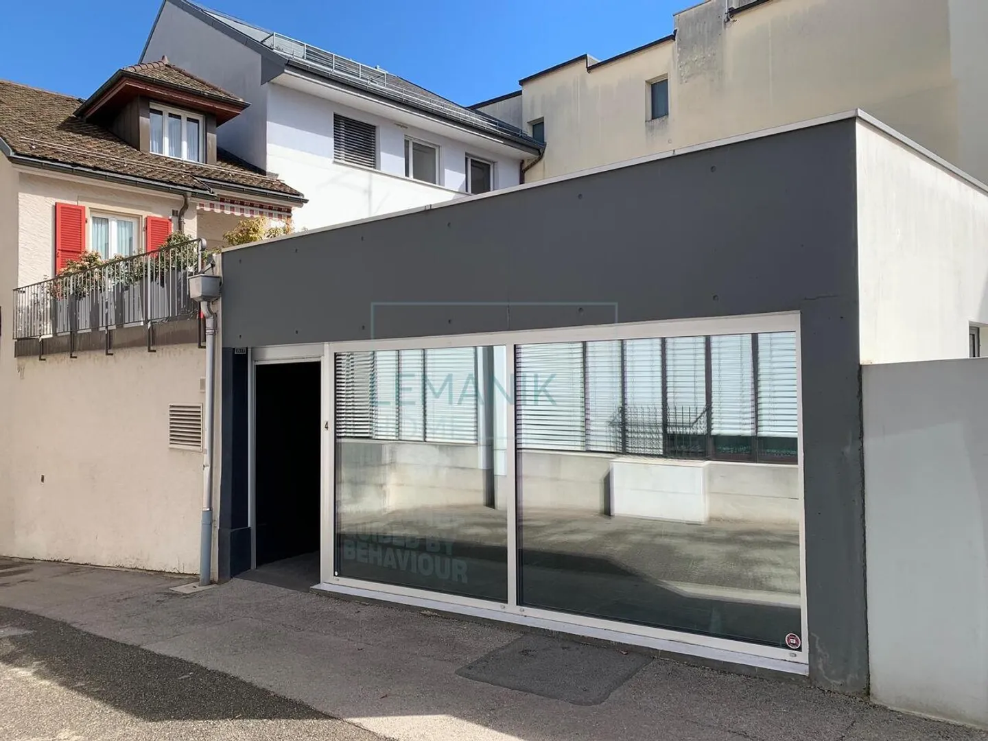 Magnifique local commercial hyper-centre de Nyon - Photo 1 sur 8