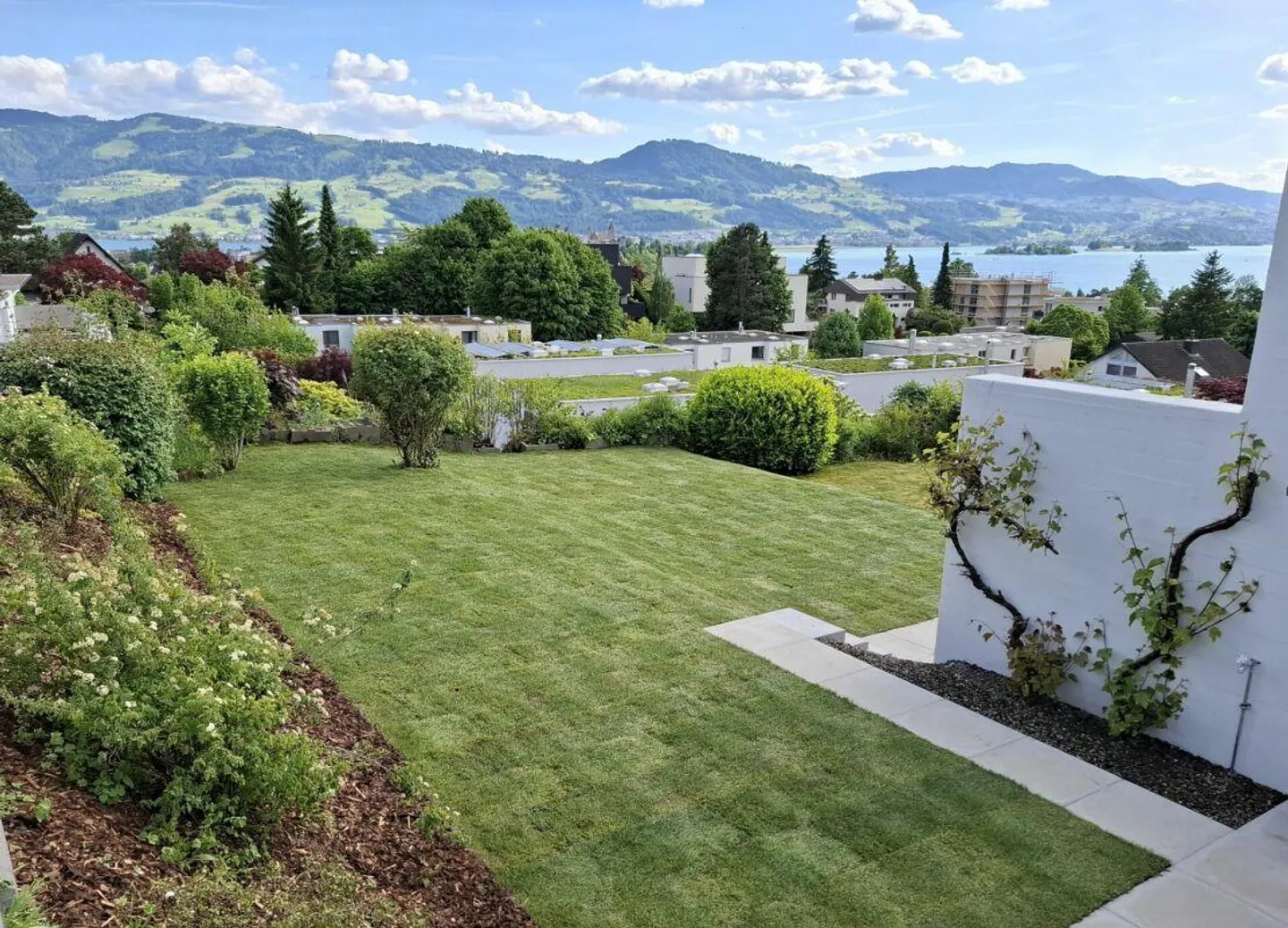 Casa unifamiliare di 4,5 stanze con vista lago - Foto 1 di 7