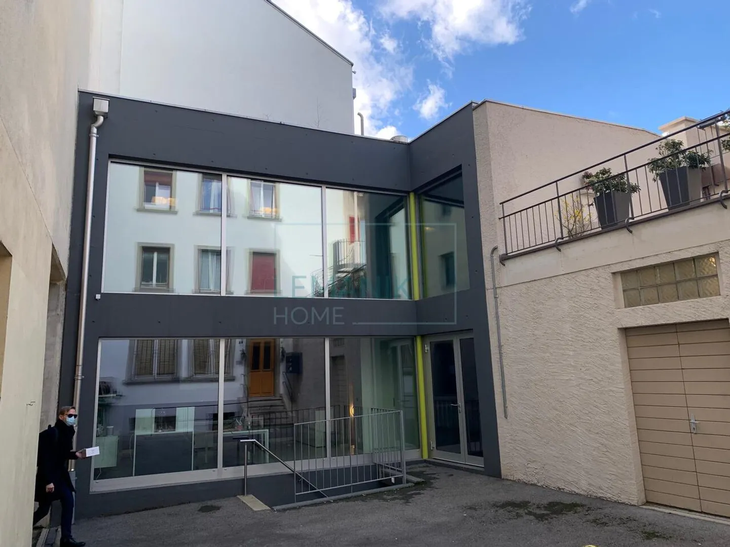 Magnifique local commercial hyper-centre de Nyon - Photo 2 sur 8