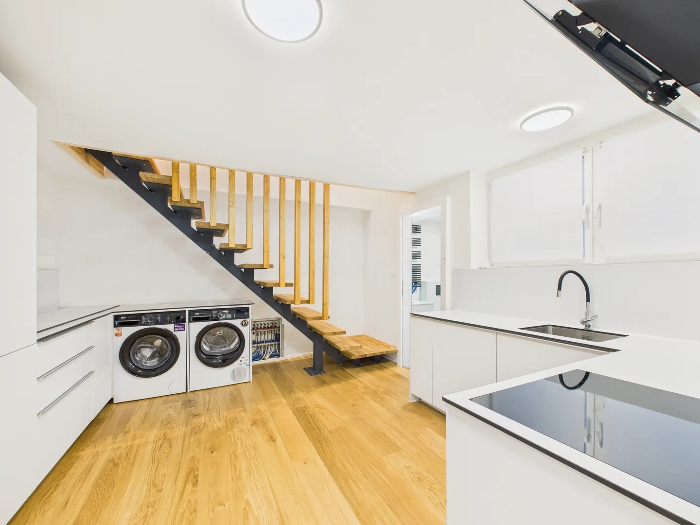 Première location - Appartement en duplex de 4,5 pièces avec 3 places de parking extérieures à Rietheim - Photo 5 sur 11