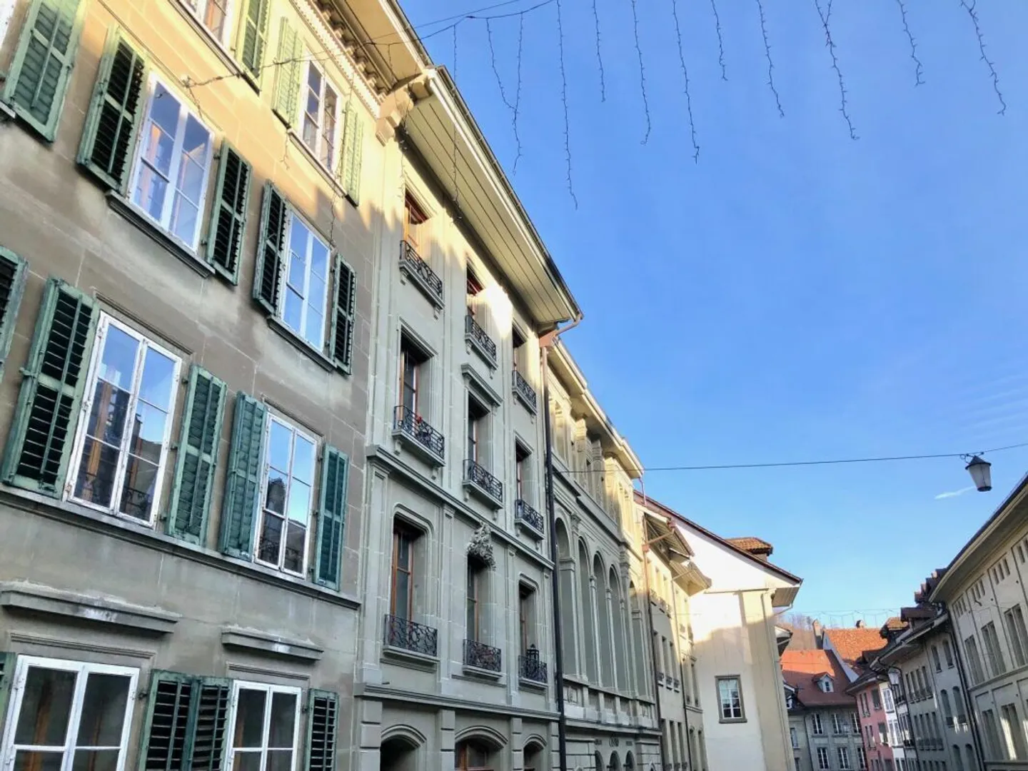 ZENTRAL ÜBER DEN DÄCHERN DER OBERSTADT - Foto 2 von 9