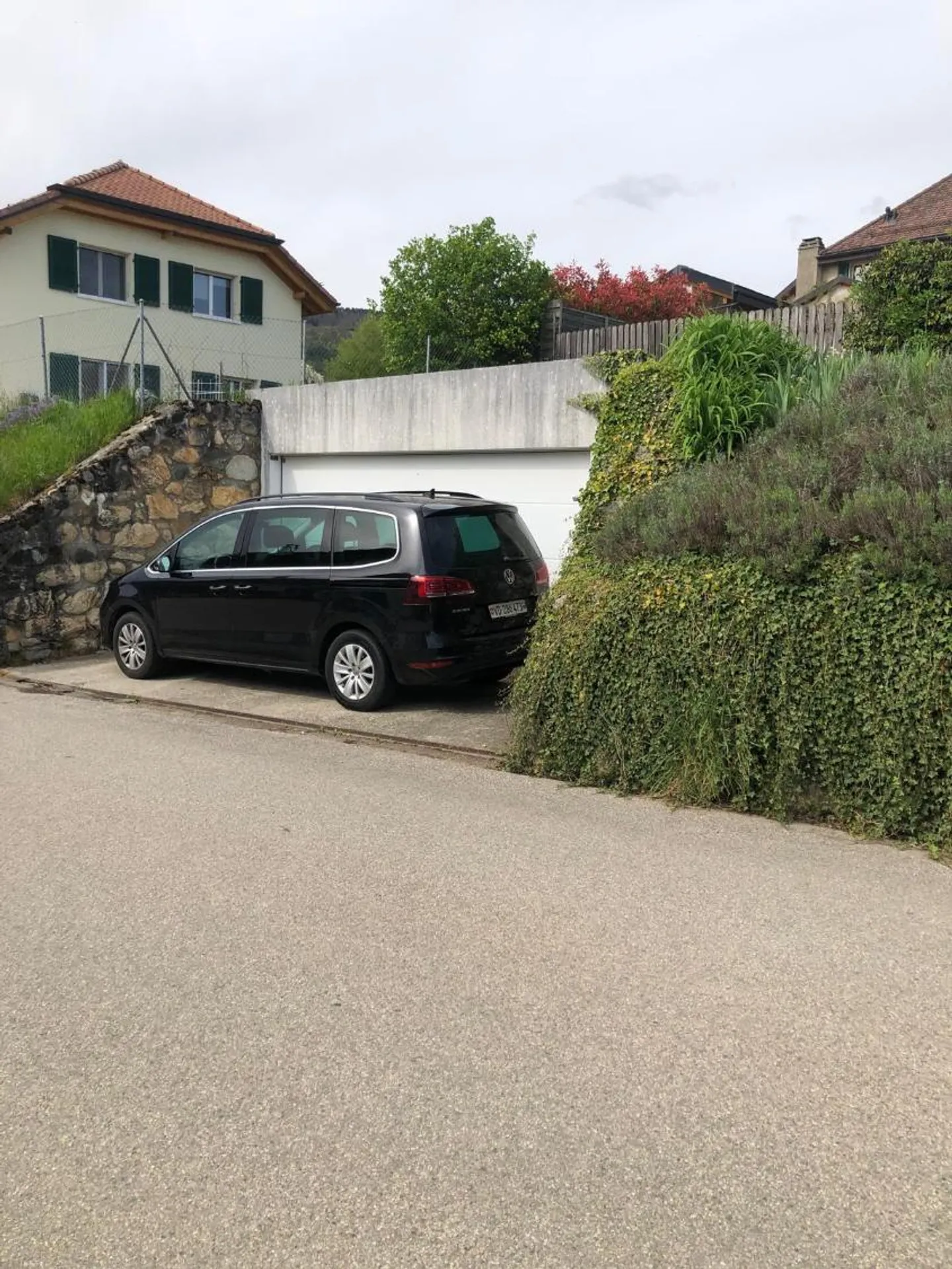 Casa con 7 locali - Foto 3 di 4