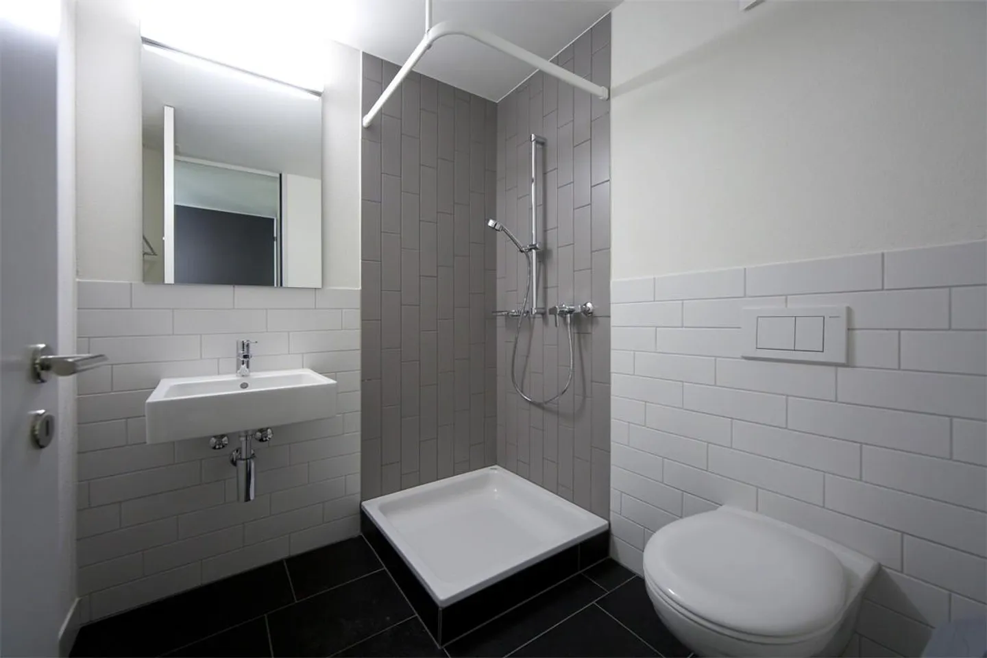 5.5-Zimmerwohnung im 1. OG an beliebter Lage in Pfäffikon - Foto 5 von 6