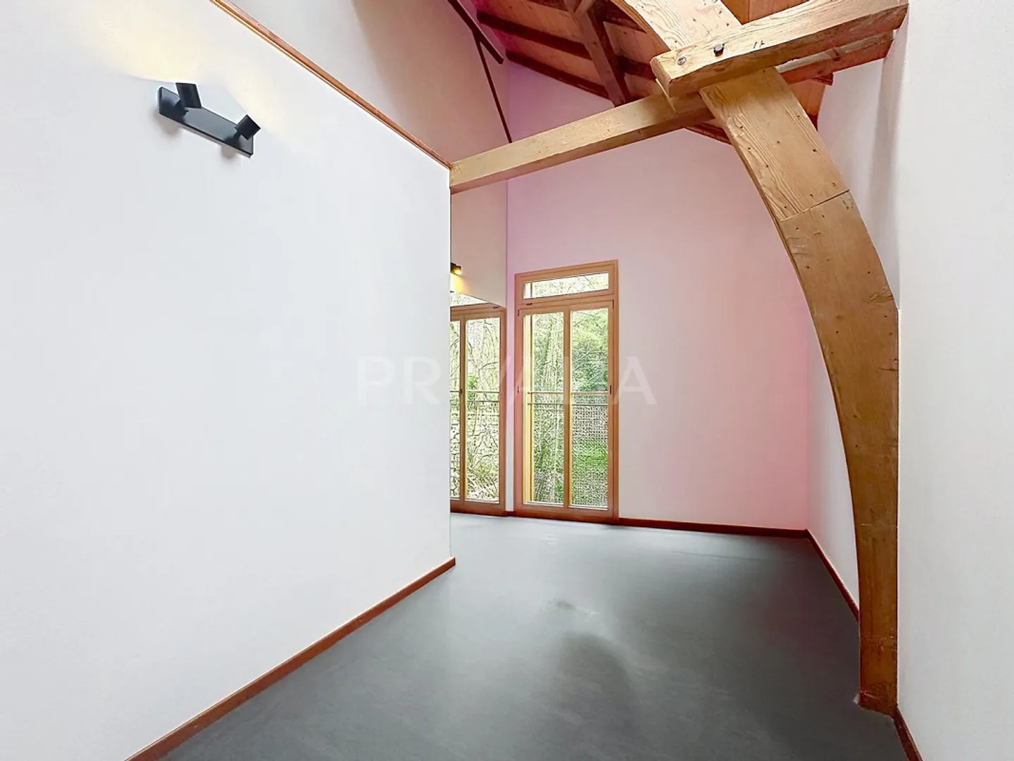 Charming renovated barn in a green setting - Photo 9 of 11