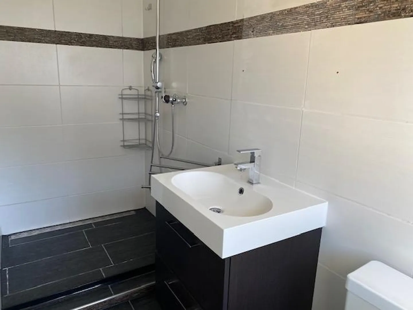 5.5 Semi-Detached Family House - Photo 6 of 24