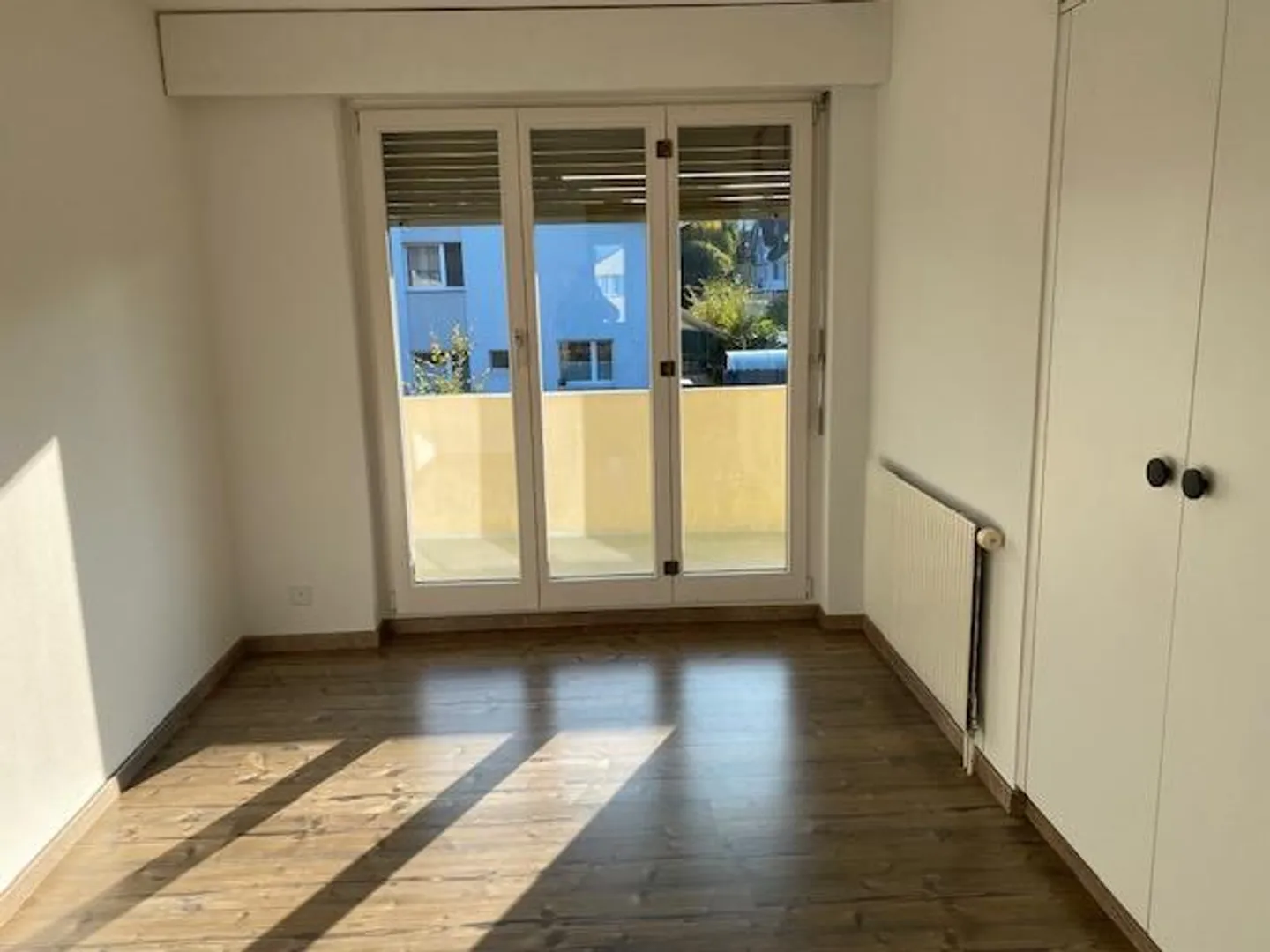 5.5 Semi-Detached Family House - Photo 13 of 24