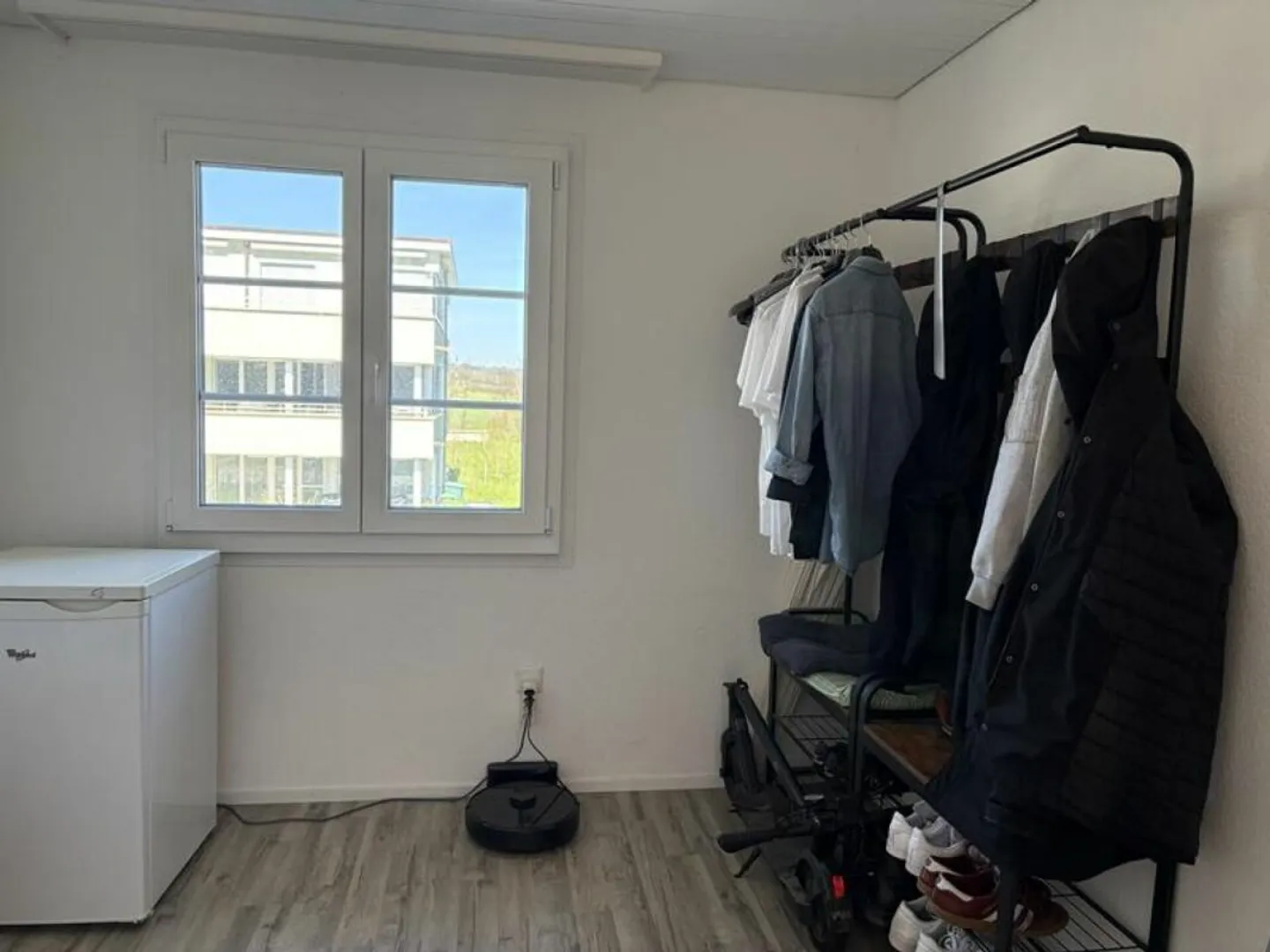 Living with added value: charming 4.5-room apartment combines quiet location with central accessibility - Photo 9 of 16