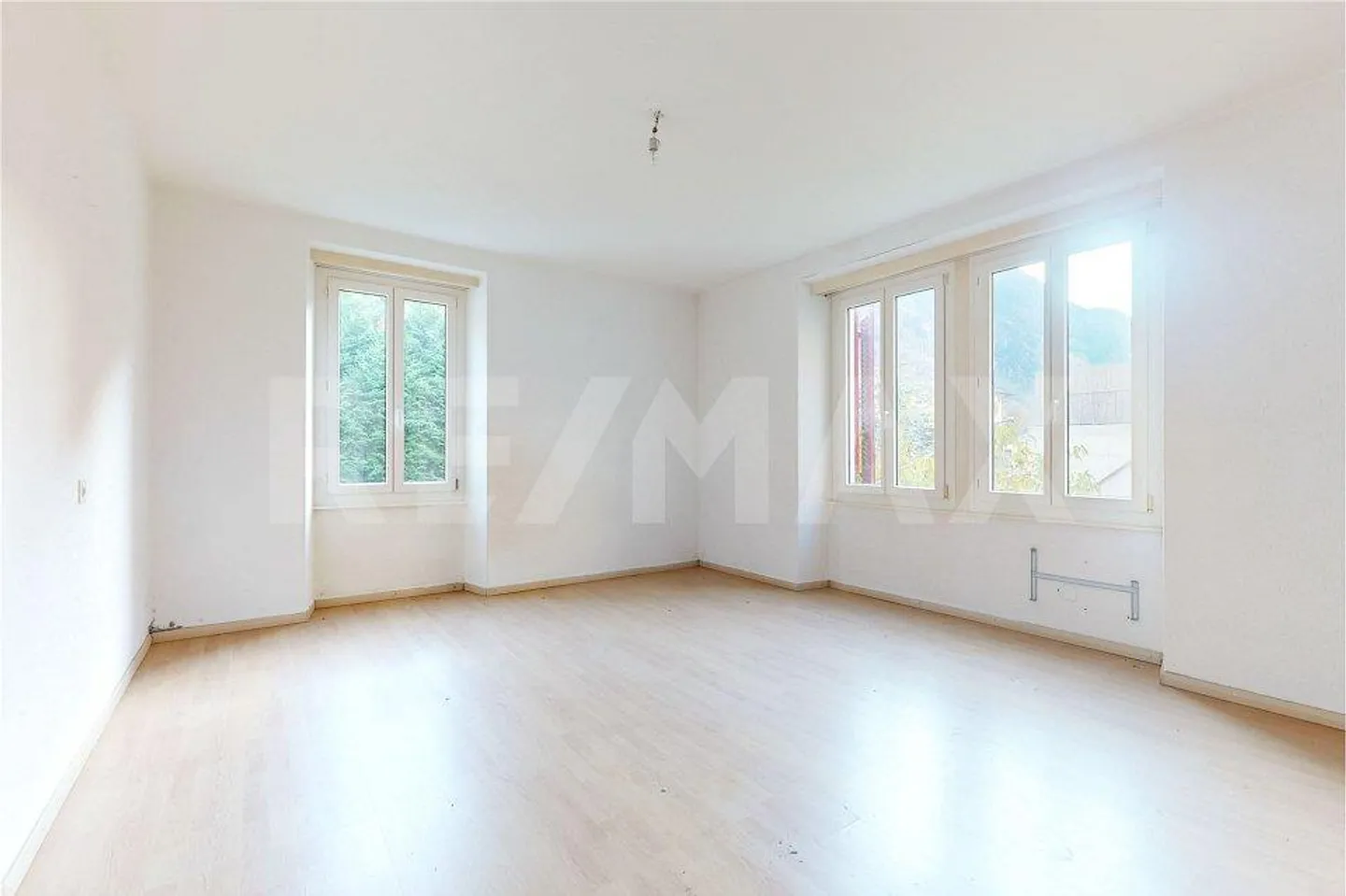 Haus mit 4 Wohnungen - Foto 4 von 13