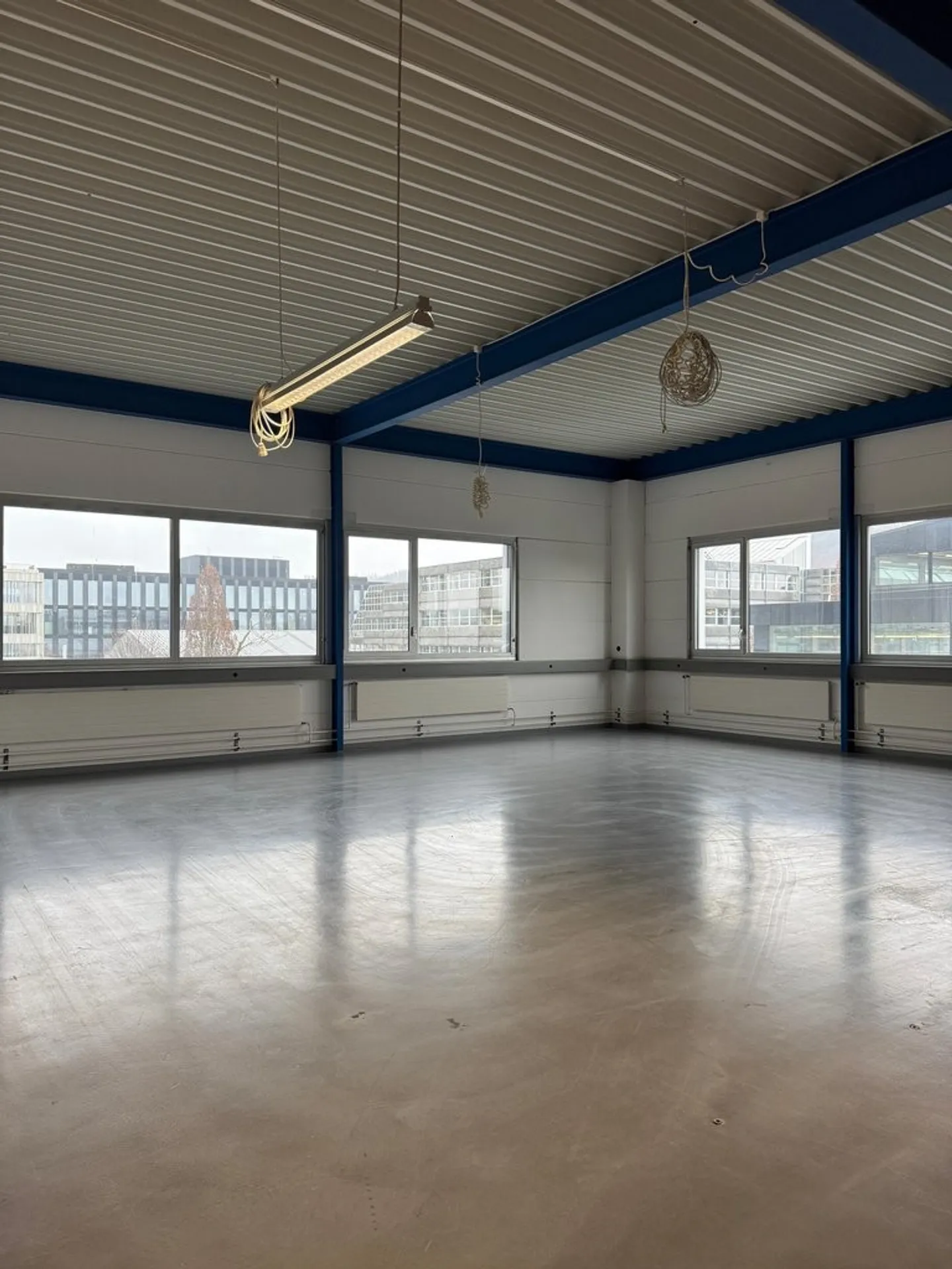 Vielseitige Gewerbefläche zu Vermieten - Foto 3 von 10