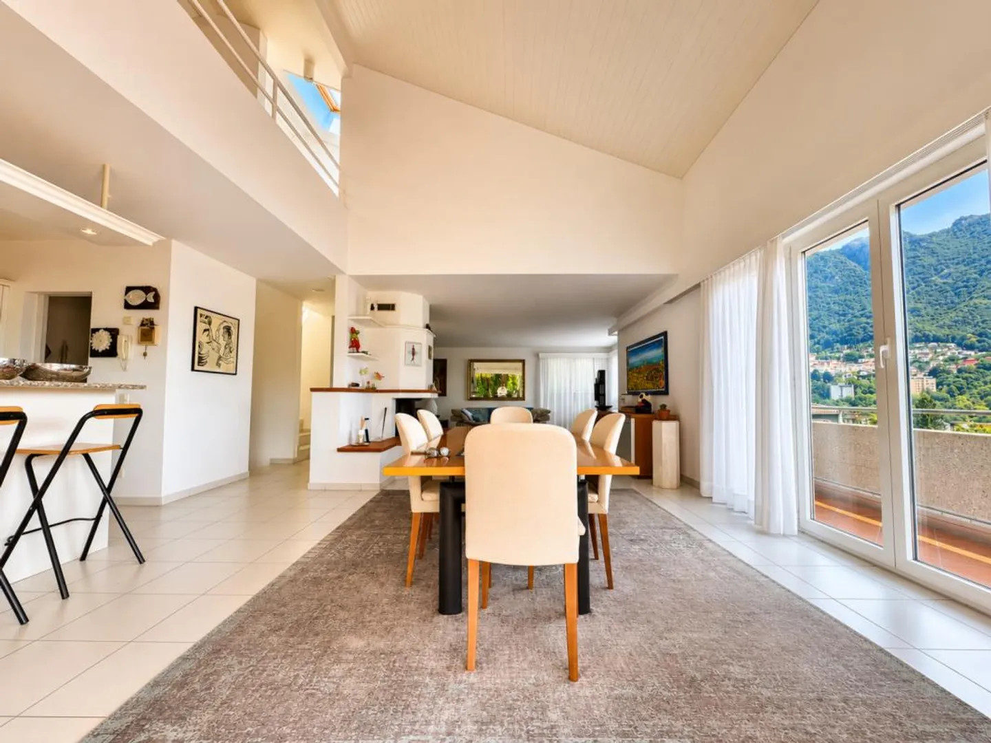 Villa unifamiliale avec grand jardin - Photo 2 sur 7