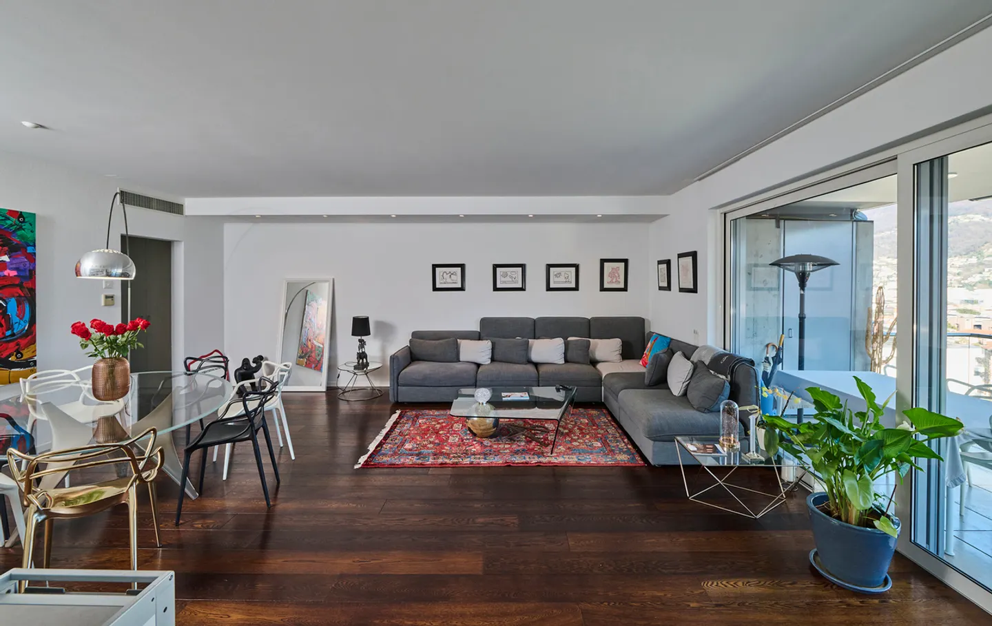 Prestigeträchtige 4,5-Zimmer-Wohnung mit Seeblick nur wenige Schritte vom Zentrum von Lugano entfernt - Foto 4 von 16