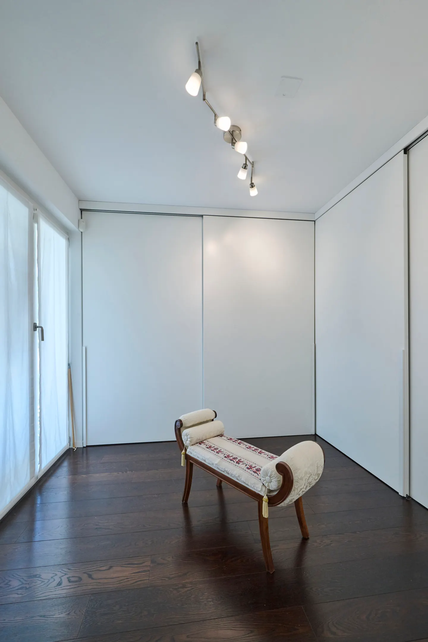 Prestigeträchtige 4,5-Zimmer-Wohnung mit Seeblick nur wenige Schritte vom Zentrum von Lugano entfernt - Foto 9 von 16