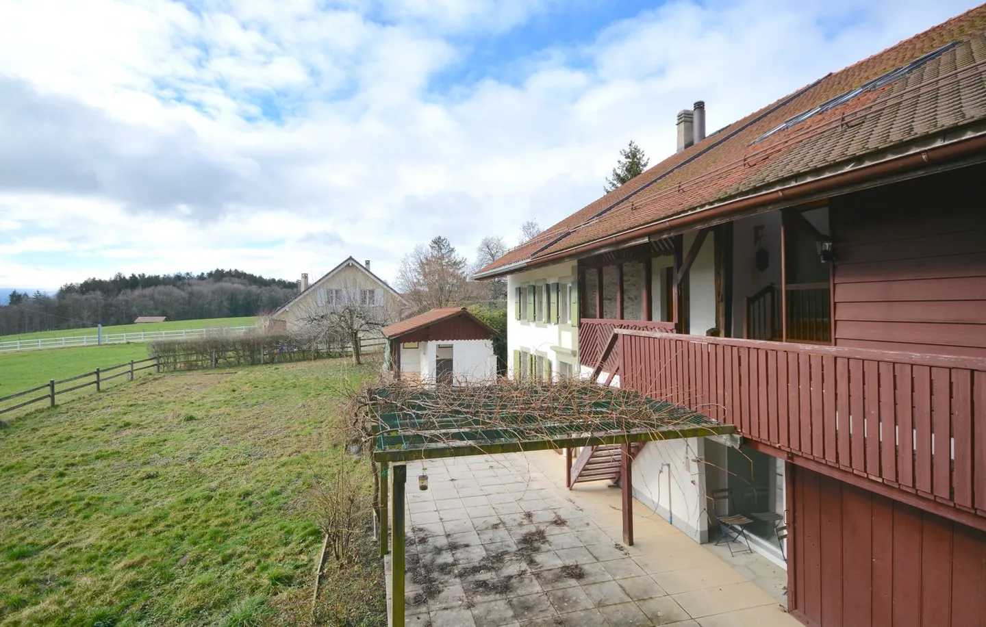 Eigenschaft mit Bauernhof aus 11 Zimmern und Projekt für 4 Wohnungen mit Genehmigung - Foto 2 von 12