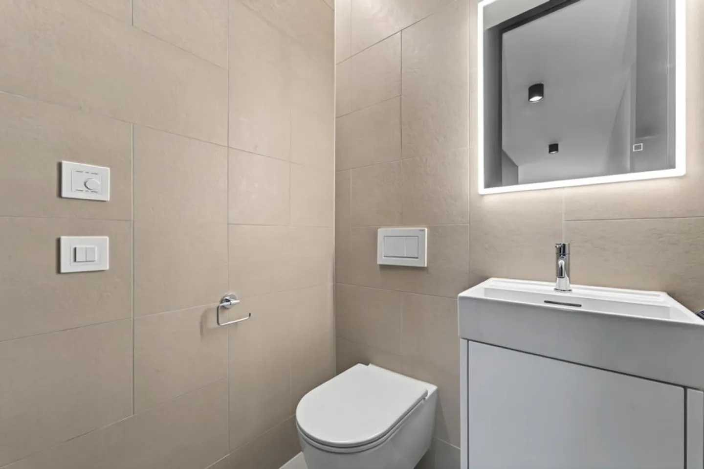 Living Near the Lake - Photo 8 of 11