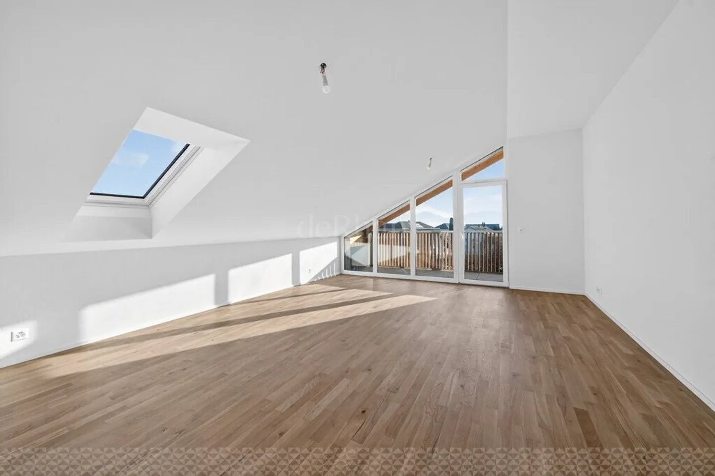 Pretty 2.5 rooms, new - Photo 3 of 8