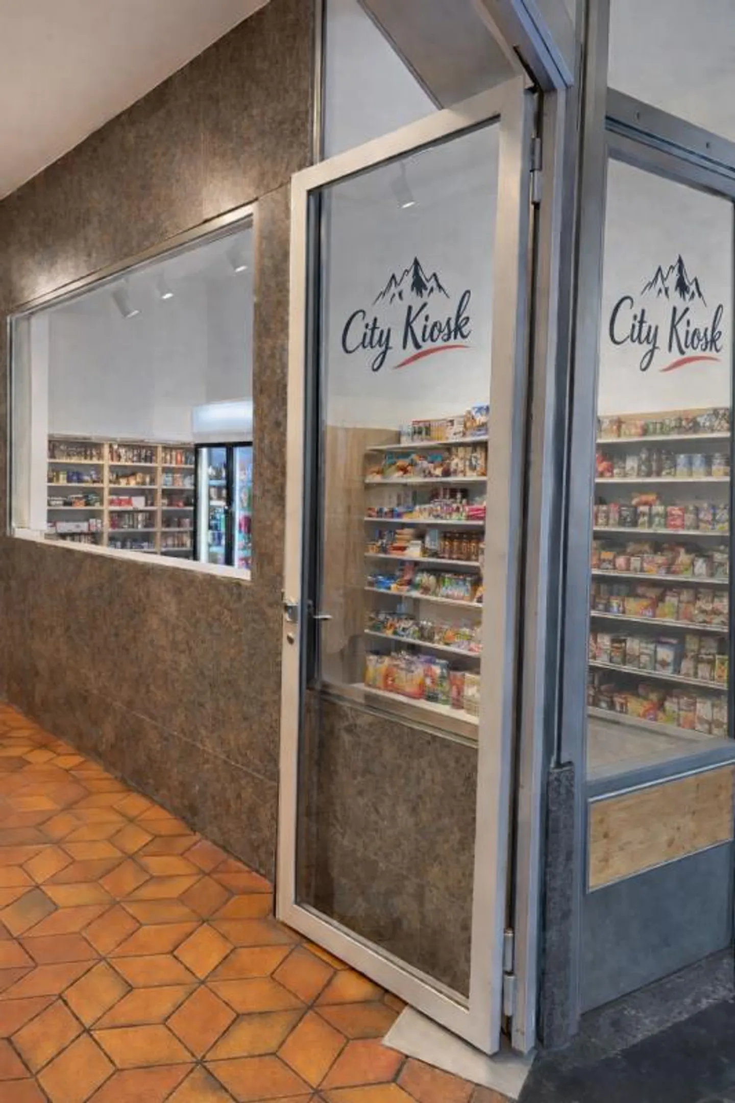 INTERIM USE - Retail Space 20 m2 - Concept Store - Showroom - Photo 2 of 3