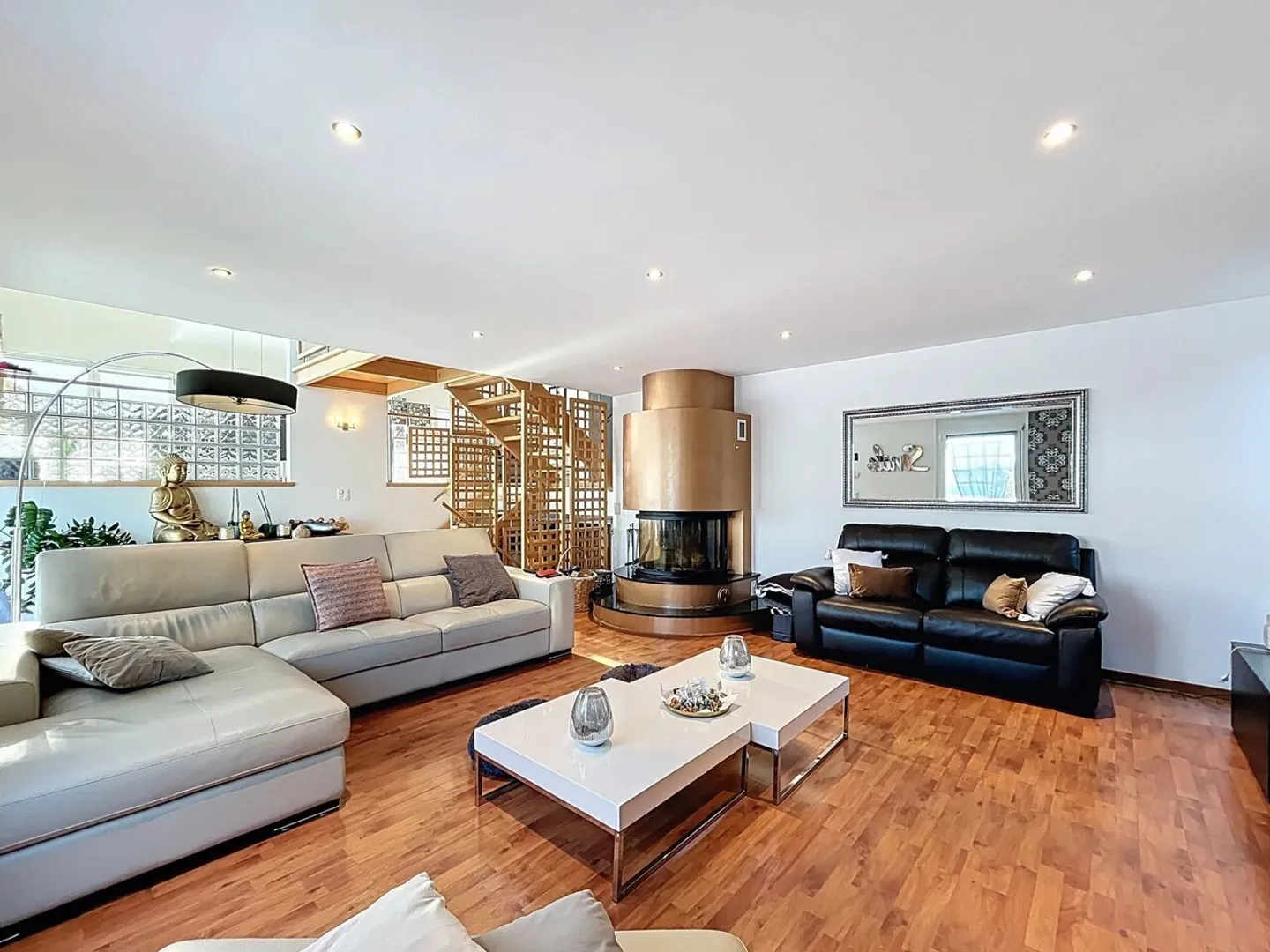 Live the calm, the view, and elegance every day - Photo 1 of 13