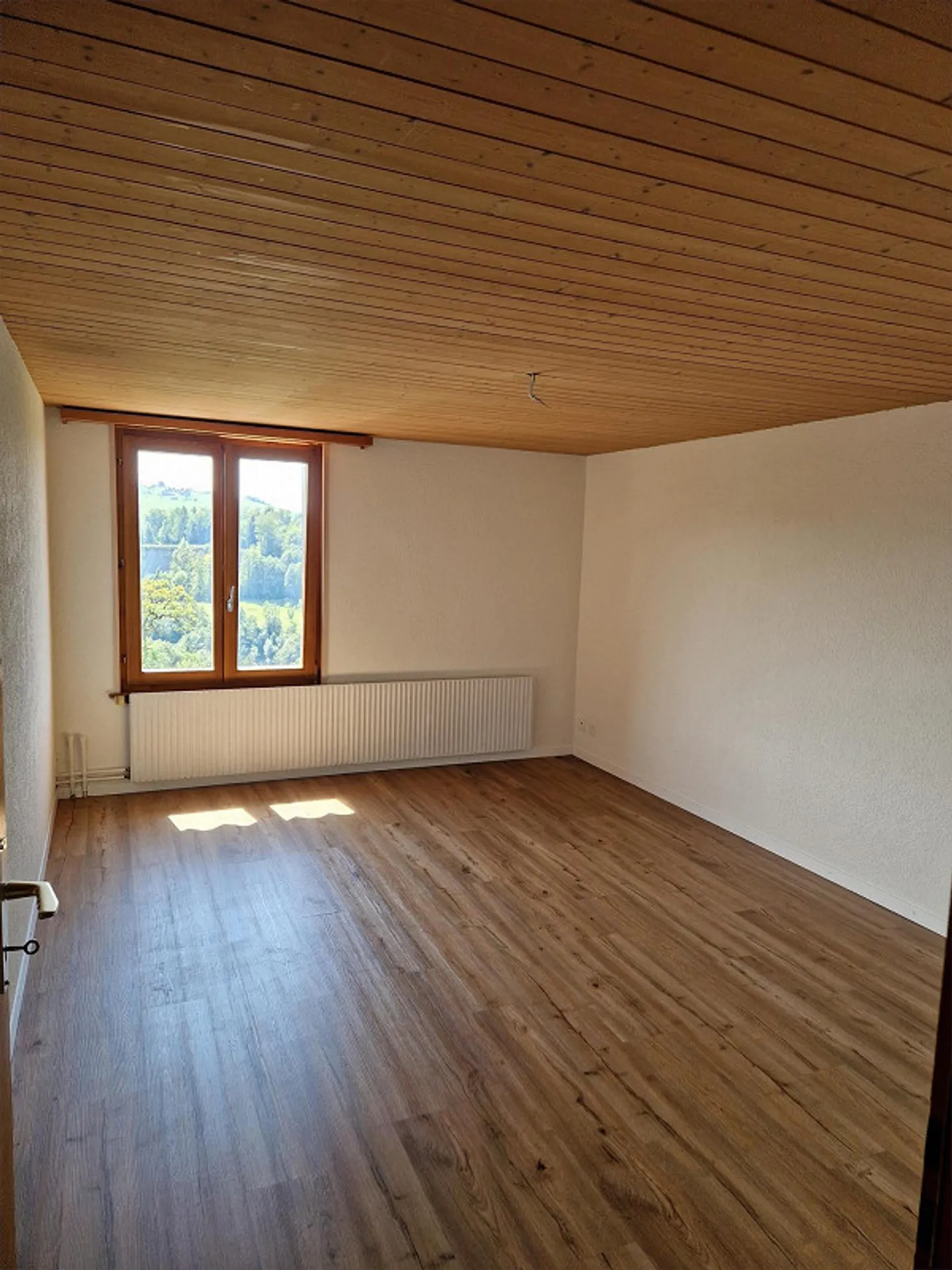 Light-flooded apartment with a view of greenery – Your new home - Photo 1 of 8